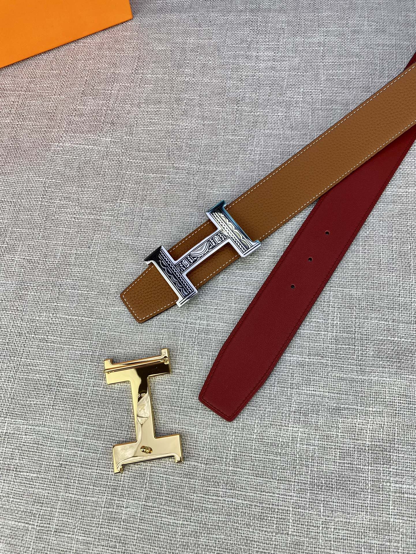 Hermes-HBELTBUCKLE&REVERSIBLELEATHERSTRAMM爱马仕专柜同步进口双