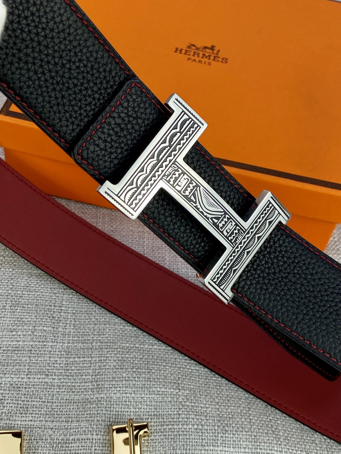 Hermes-HBELTBUCKLE&REVERSIBLELEATHERSTRAMM爱马仕专柜同步进口双