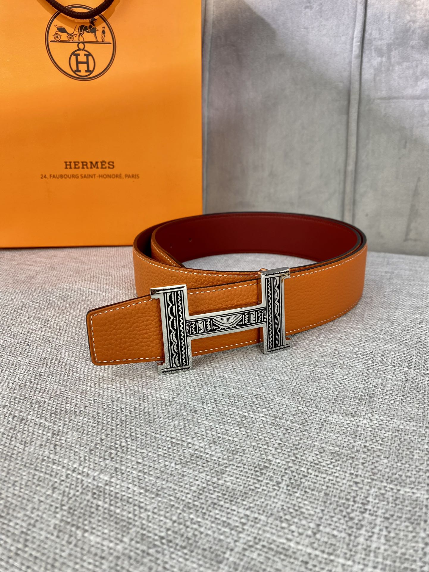 Hermes-HBELTBUCKLE&REVERSIBLELEATHERSTRAMM爱马仕专柜同步进口双