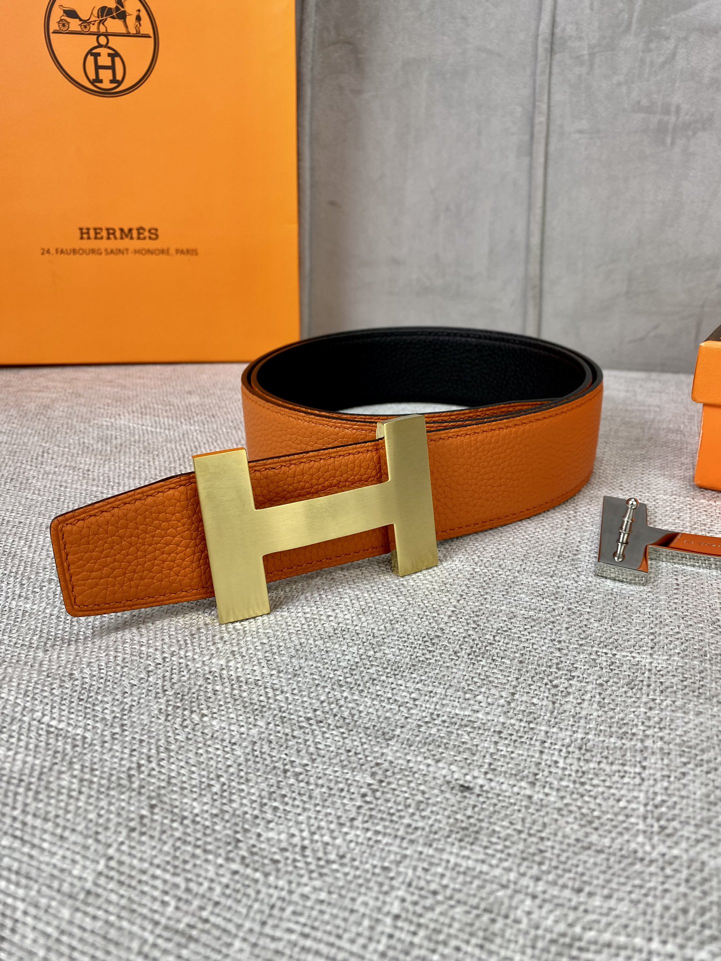 Hermes-3.8宽爱马仕专柜同步进epsom双面小牛皮精钢精品五金双面可用