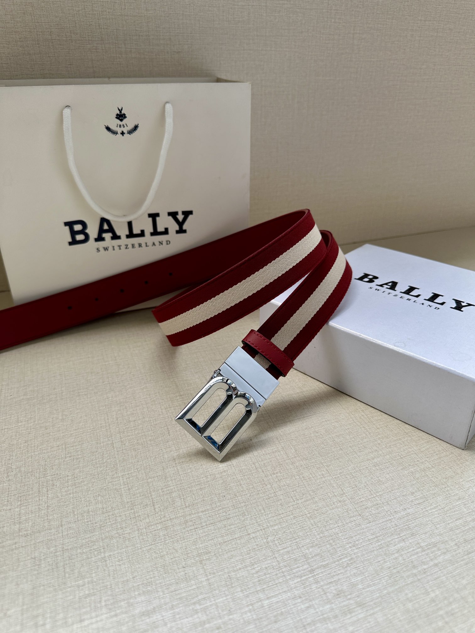 BALLY(巴利) 专柜同款 男士腰带 宽3.4cm 枣红进口牛皮精制而成