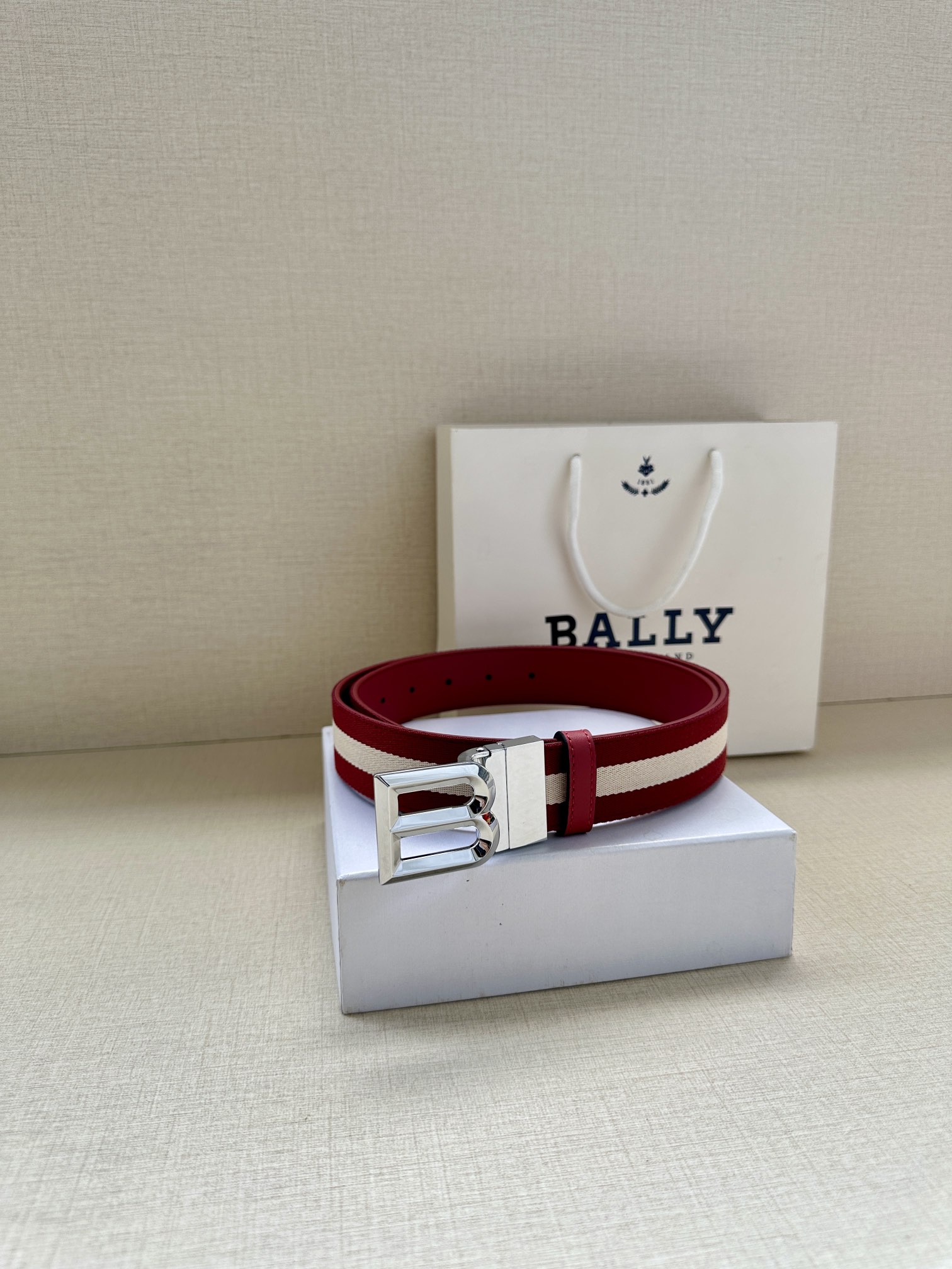 BALLY(巴利) 专柜同款 男士腰带 宽3.4cm 枣红进口牛皮精制而成