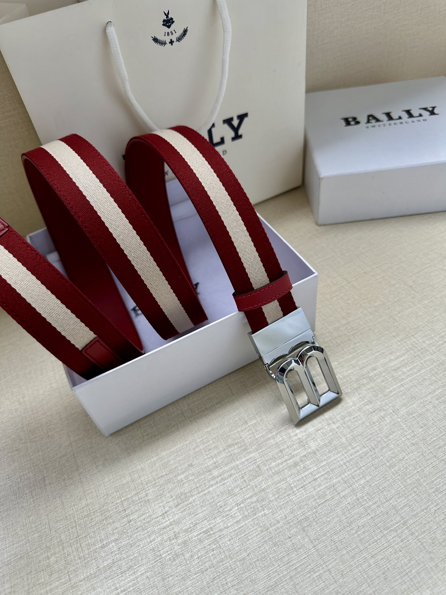 BALLY(巴利) 专柜同款 男士腰带 宽3.4cm 枣红进口牛皮精制而成