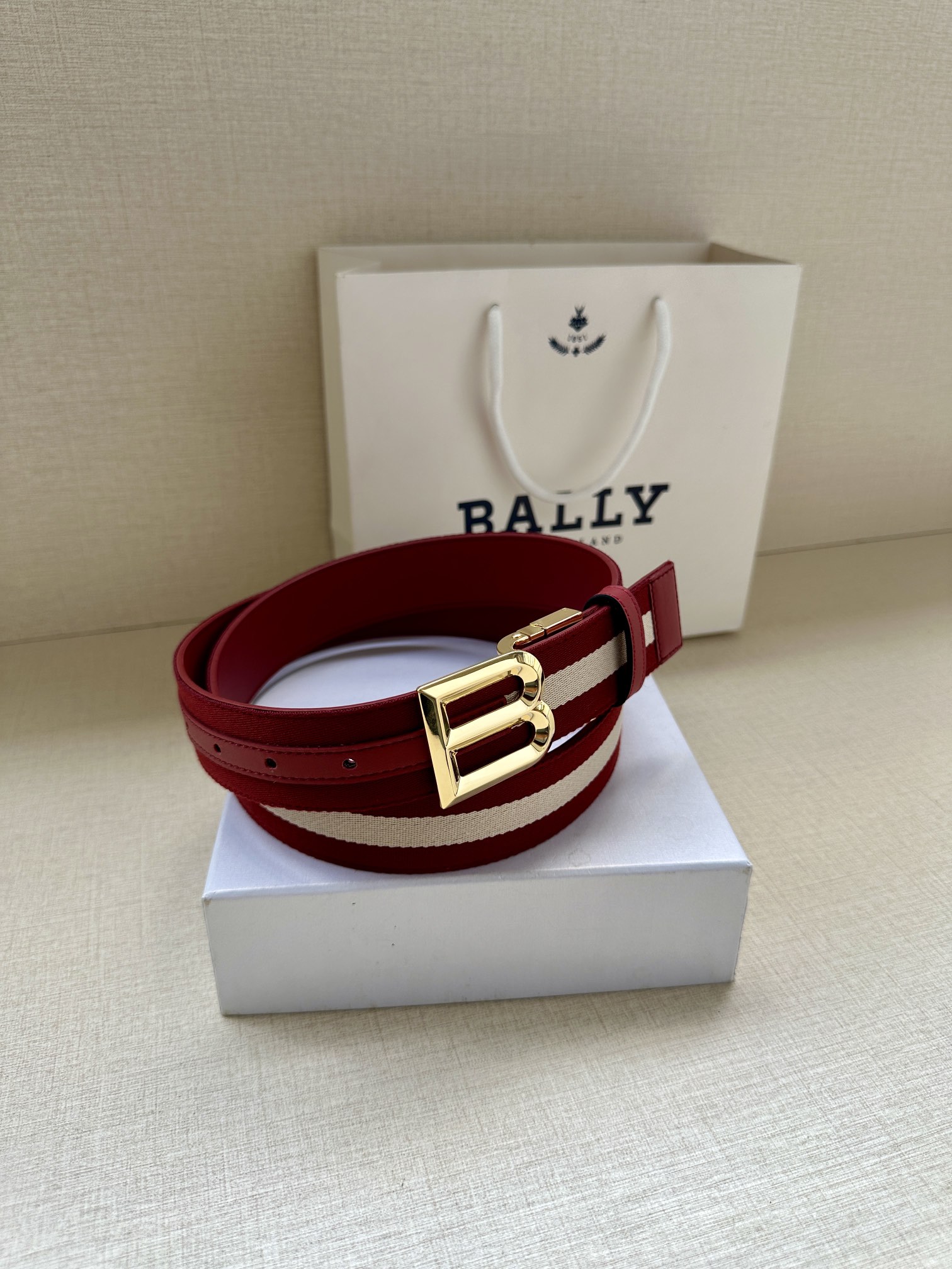 BALLY(巴利) 专柜同款 男士腰带 宽3.4cm 枣红进口牛皮精制而成