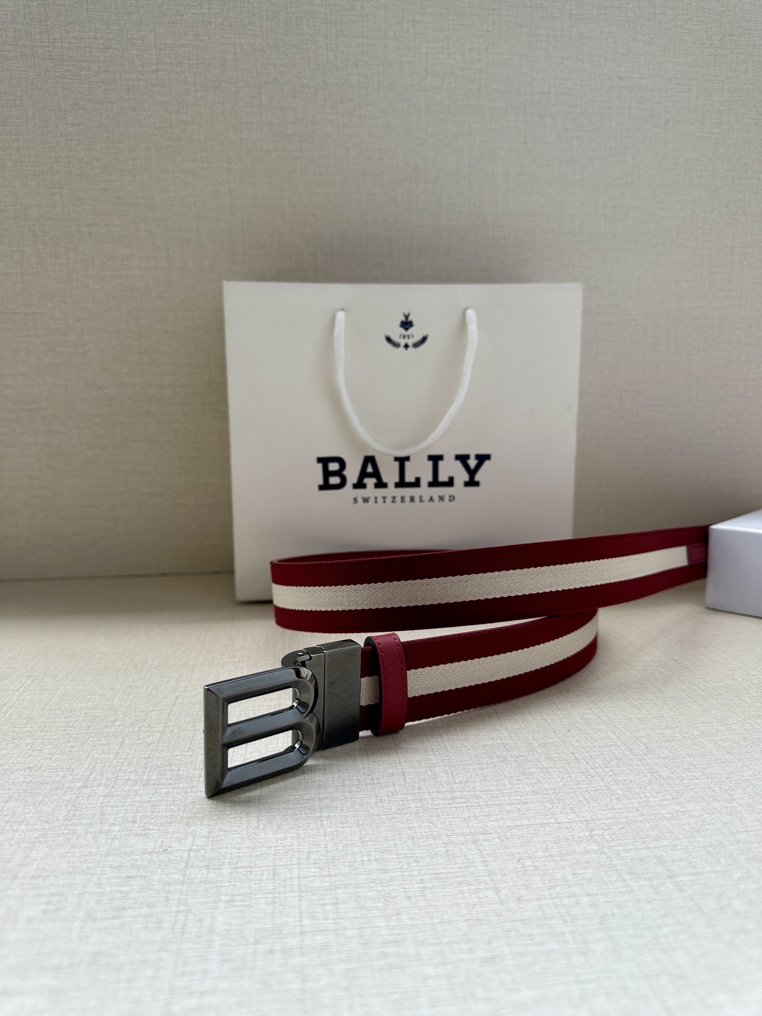 BALLY(巴利) 专柜同款 男士腰带 宽3.4cm 枣红进口牛皮精制而成