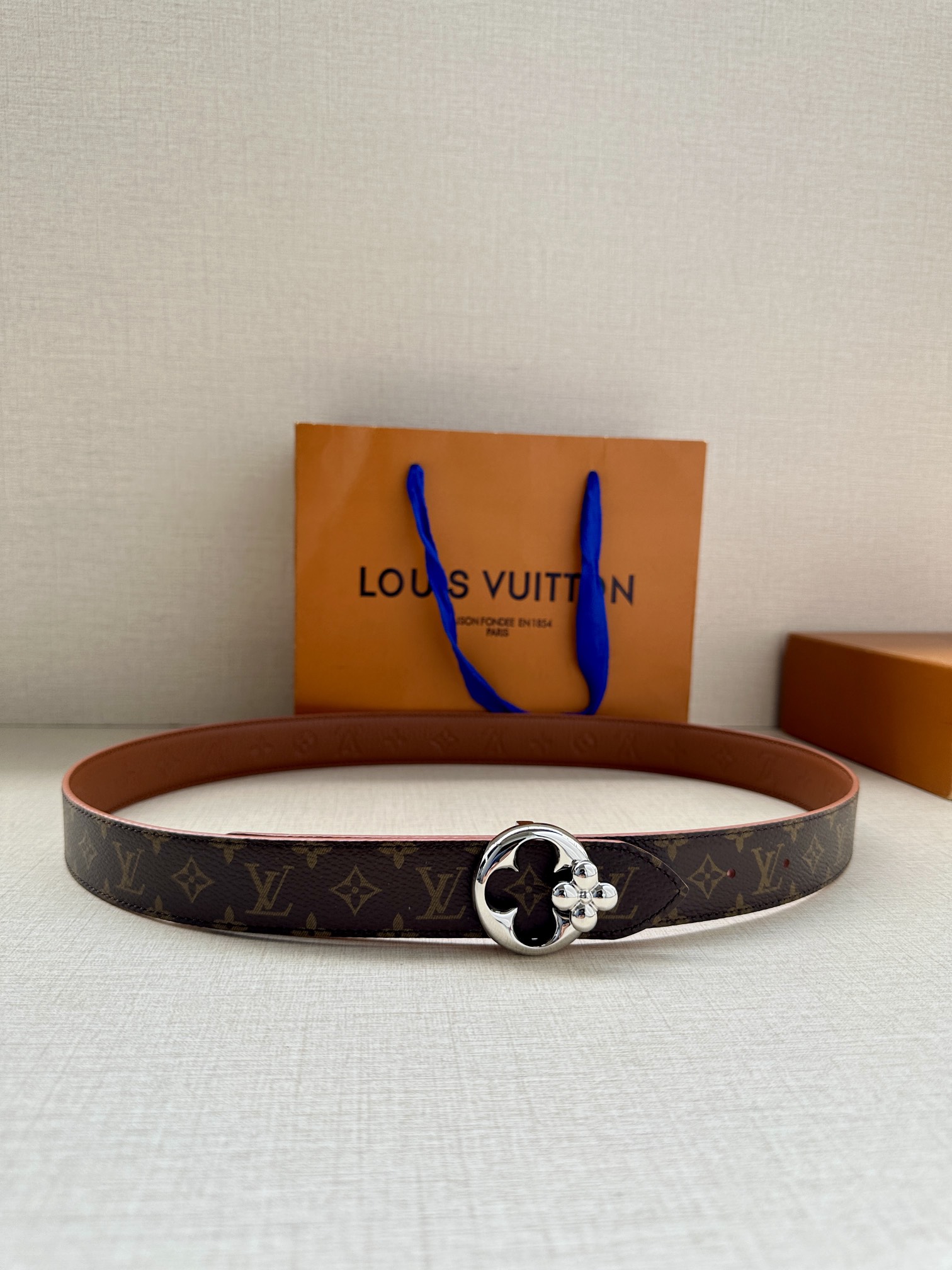 LV Style Leather Women's Belts Lookbook Reference image 1
