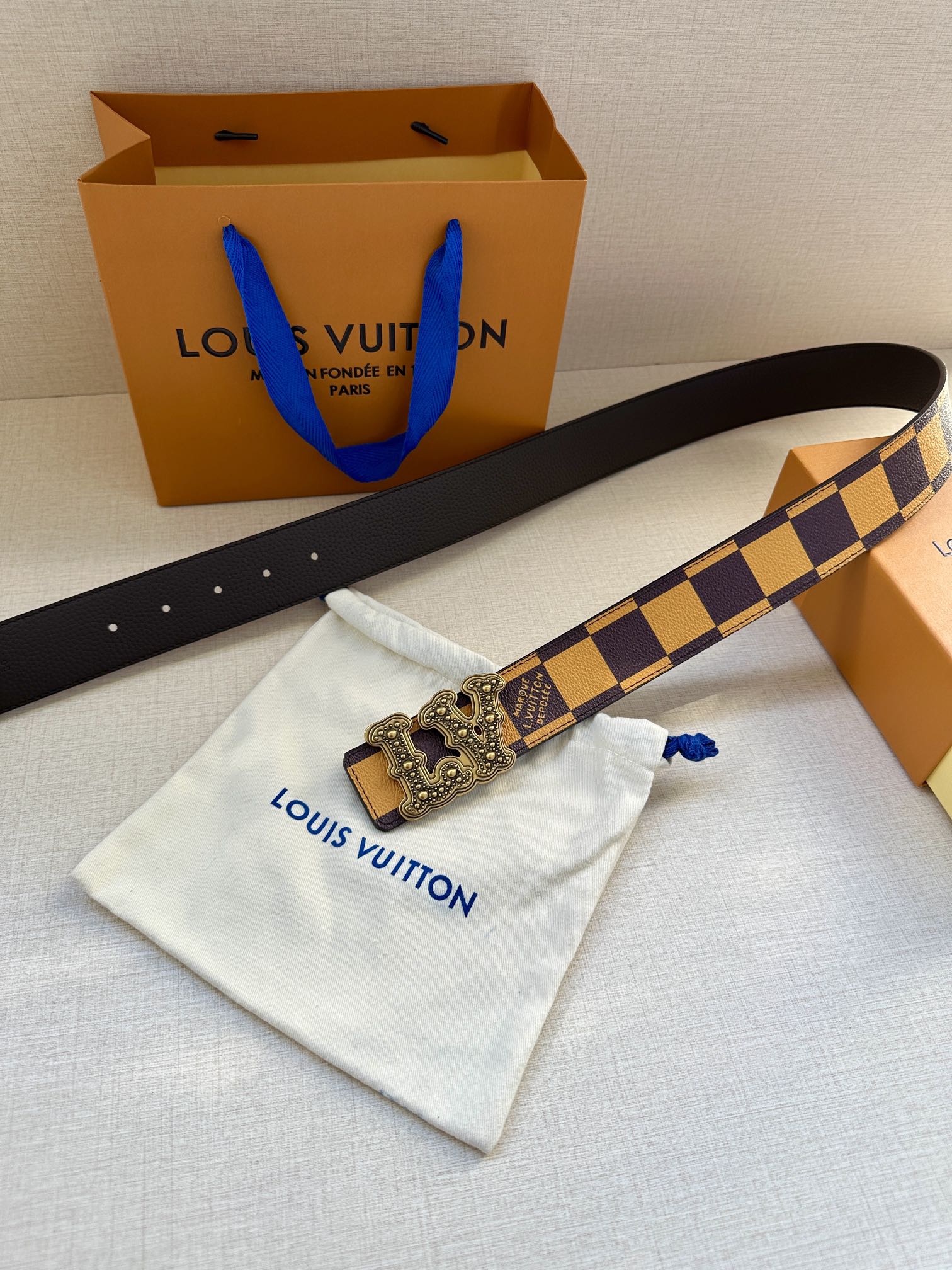LV Style Leather Men's Belts Men's Belts Men's Belt detail image 7 from source 766550