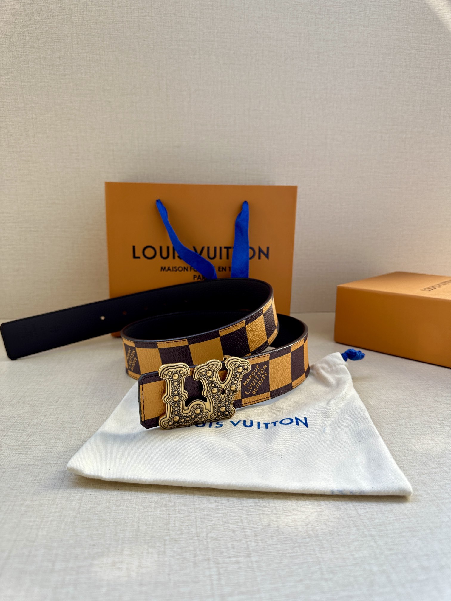 LV Style Leather Men's Belts Men's Belts Men's Belt detail image 9 from source 766550