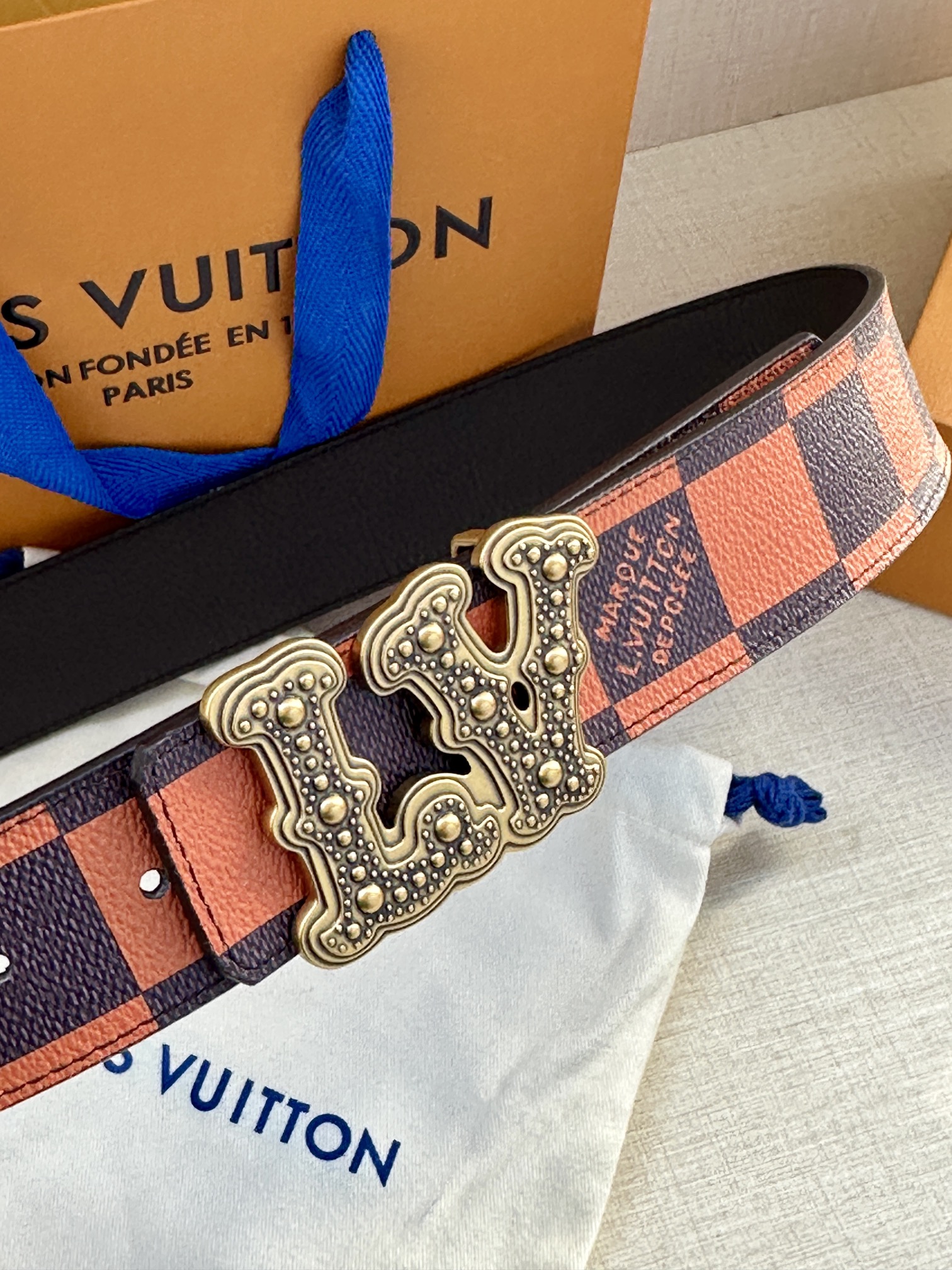 LV Style Leather Men's Belts Lookbook Reference image 2