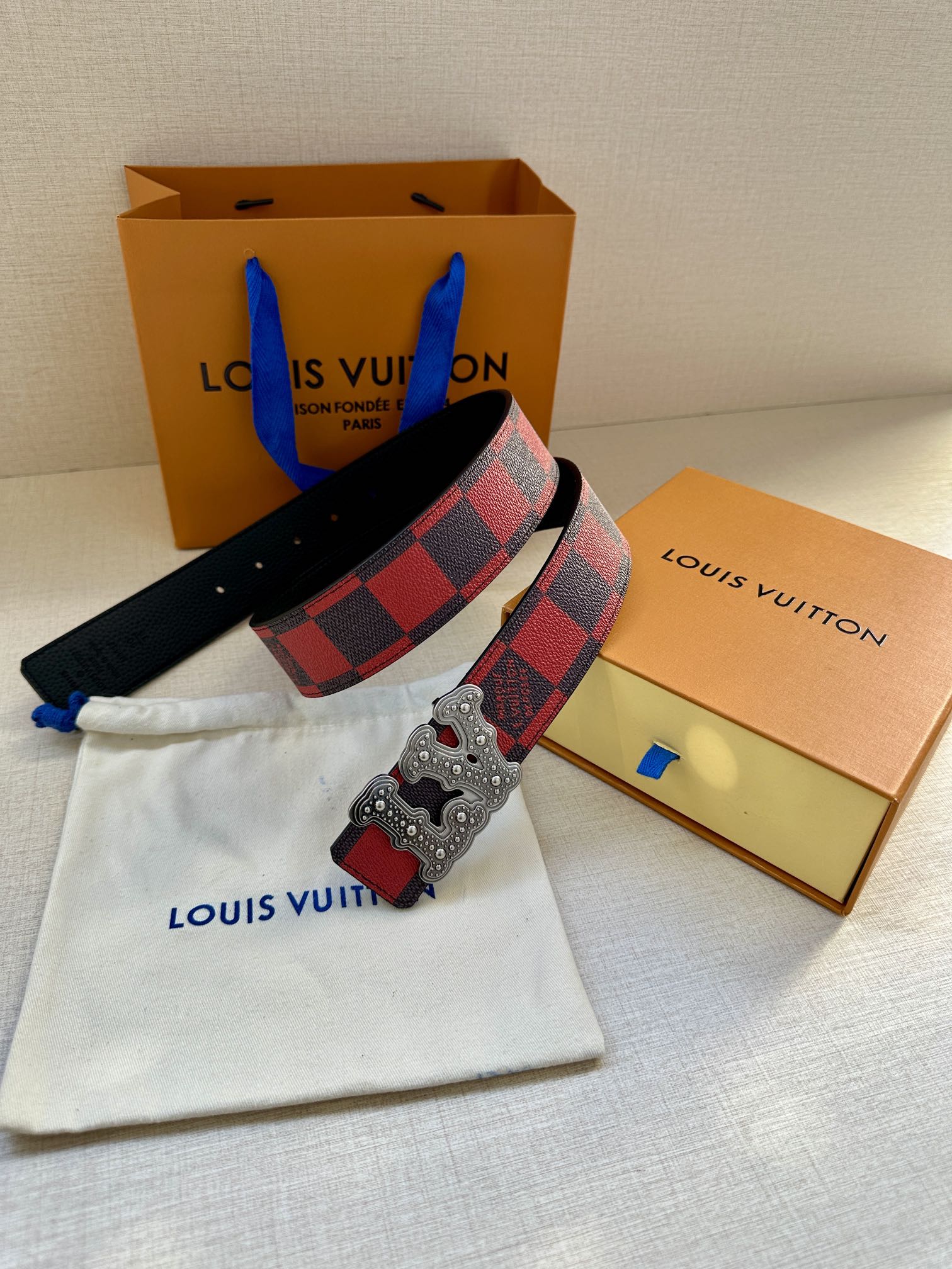 LV Style Leather Men's Belts Men's Belts Men's Belt detail image 3 from source 766552
