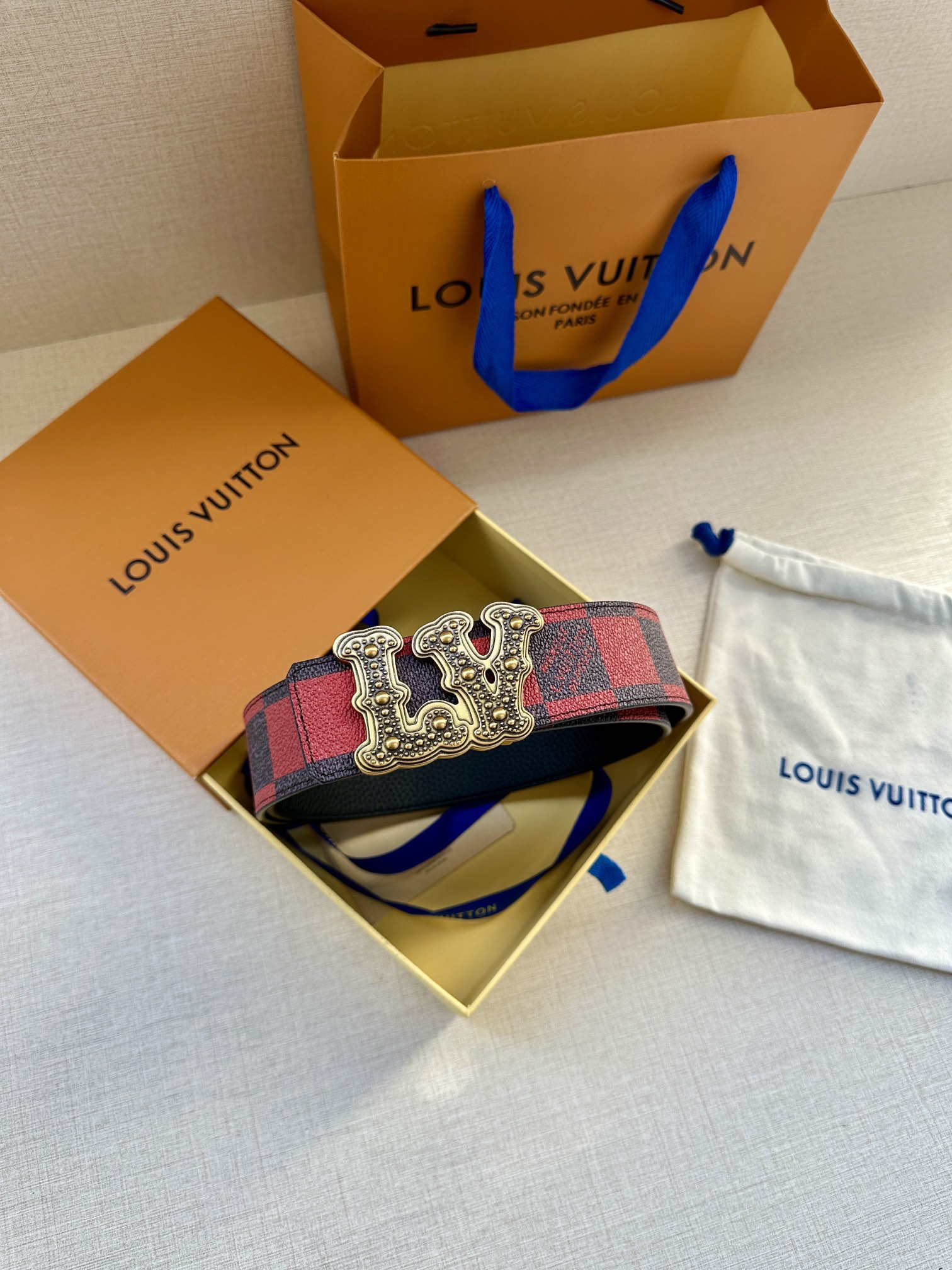 LV Style Leather Men's Belts Men's Belts Men's Belt detail image 6 from source 766552