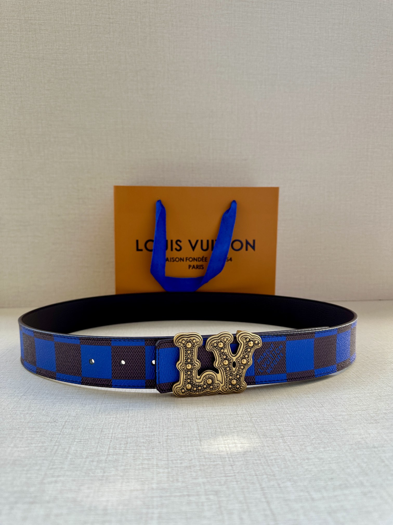 LV Style Leather Men's Belts Lookbook Reference image 1