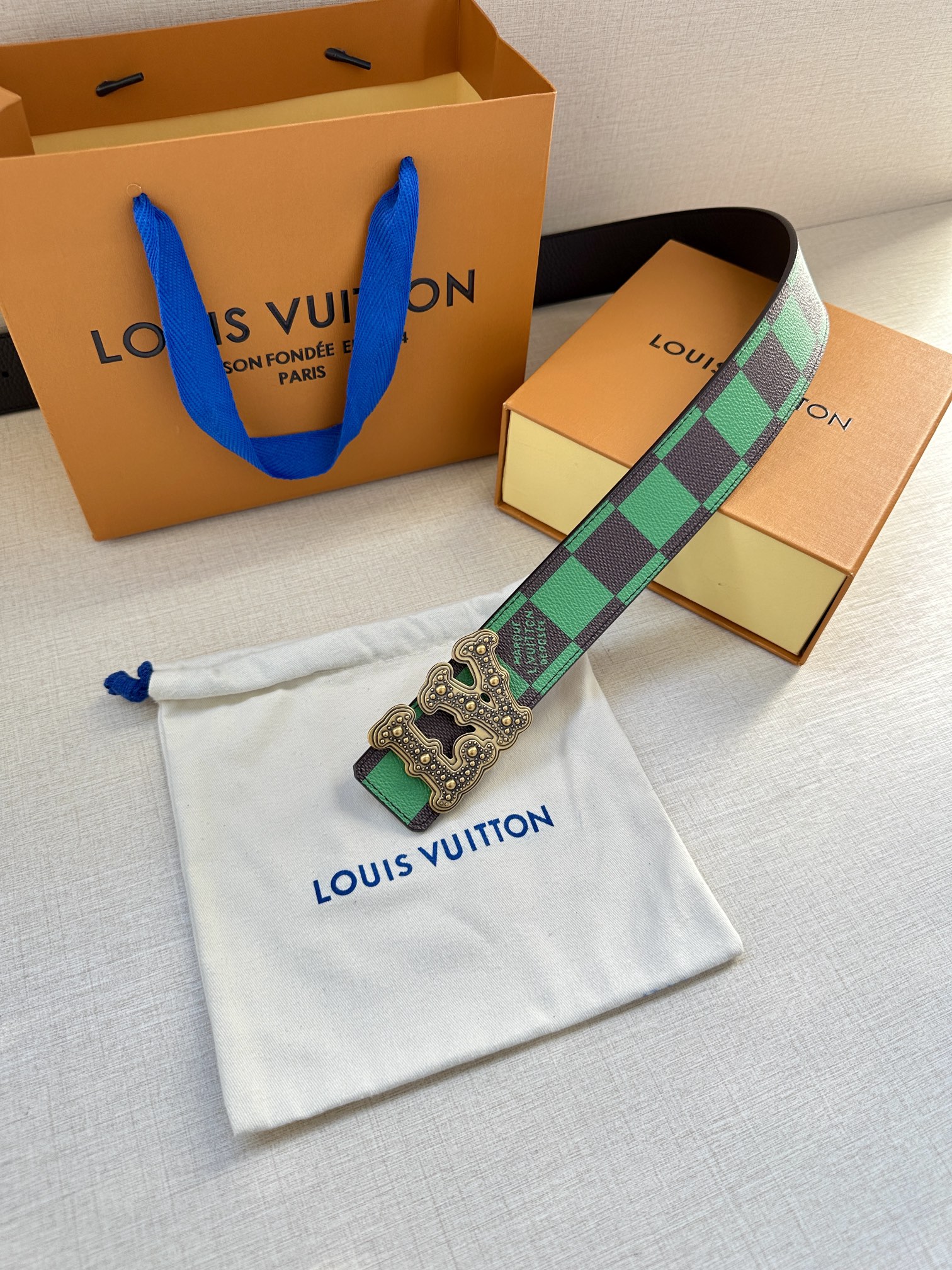 LV Style Leather Men's Belts Men's Belts Men's Belt detail image 9 from source 766554