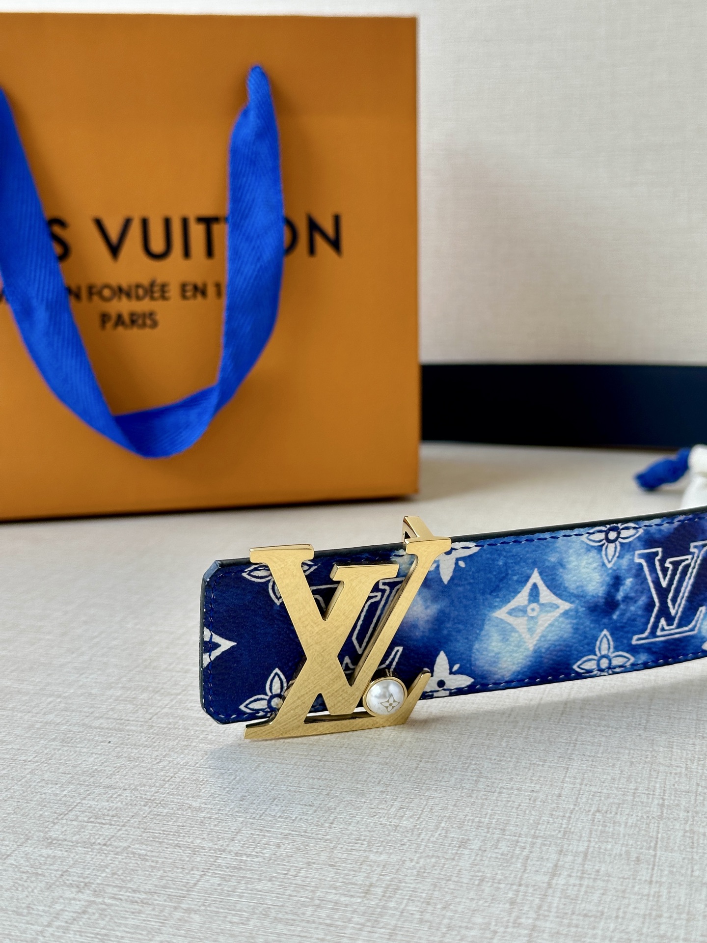 LV Initials MNG Bandana 双面腰带 Monogram Bandana 帆布