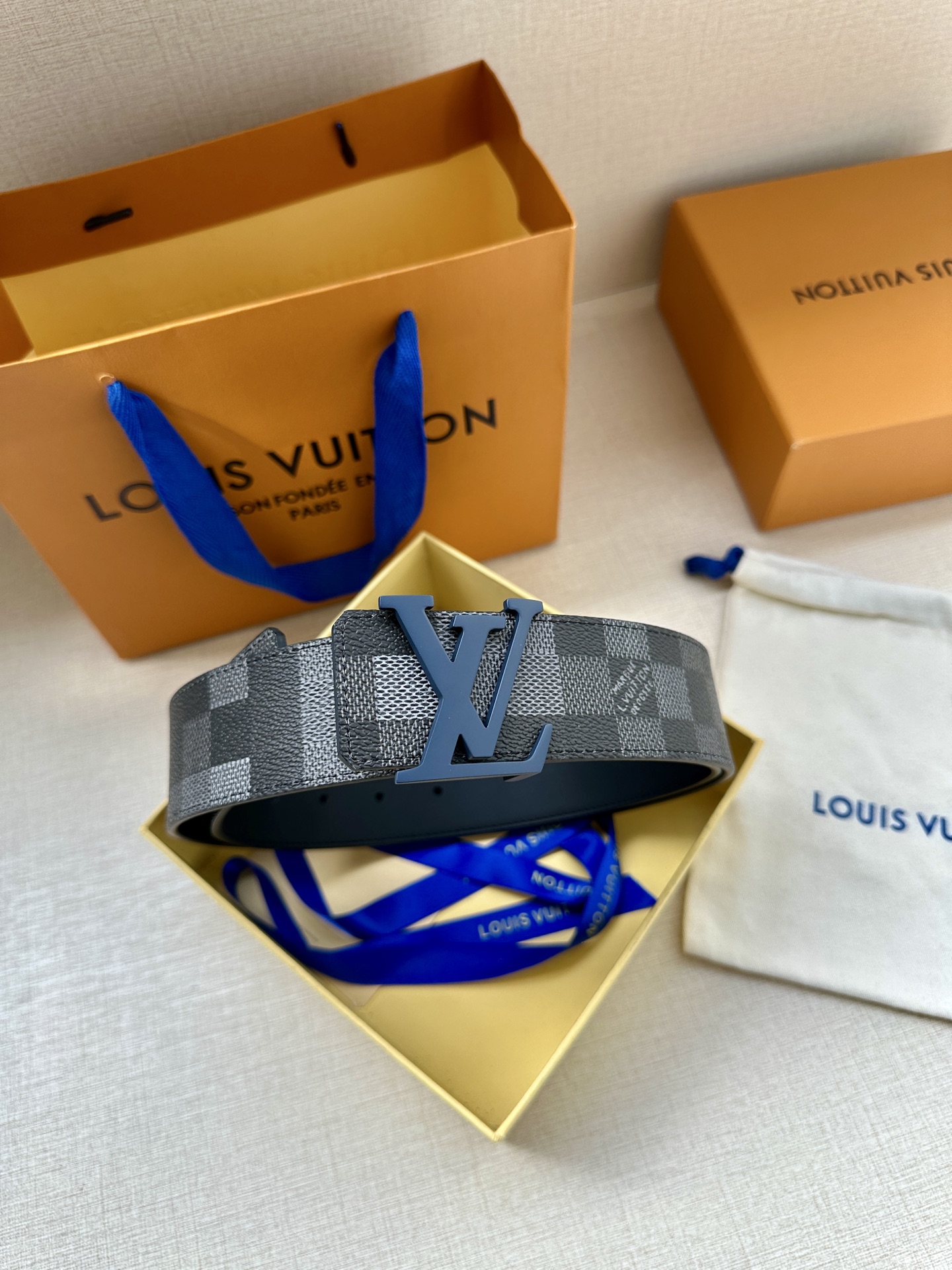 LV 4.0宽Initiales Damoflage 双面腰带