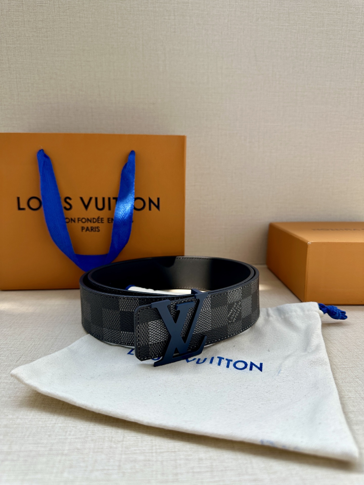 LV 4.0宽Initiales Damoflage 双面腰带