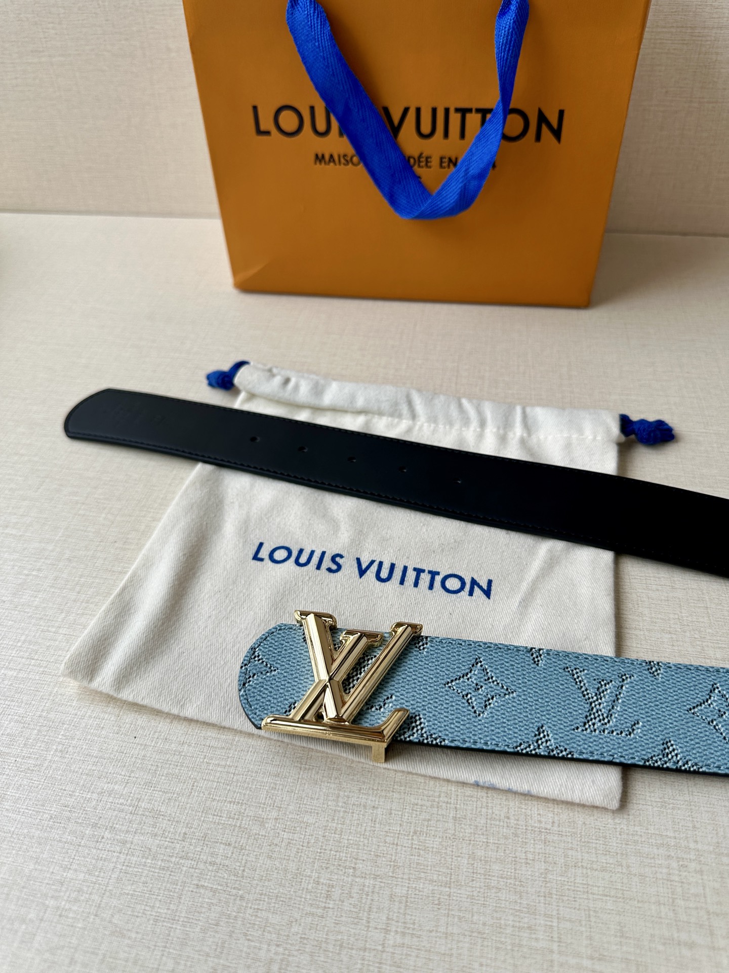  4.0宽 LV Dimension Monogram Héritage 双面腰带拼接素净皮革和 Mon