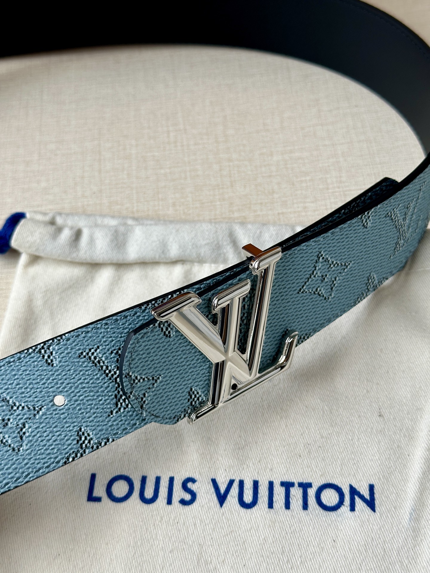  4.0宽 LV Dimension Monogram Héritage 双面腰带拼接素净皮革和 Mon