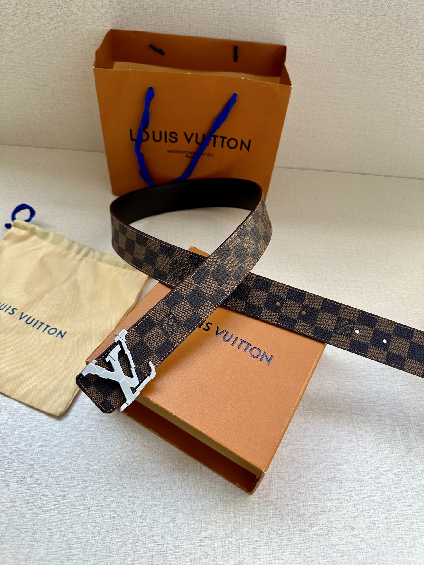 Louis Vuitton 4.0 Pixel Reversible Belt, Monogram Canvas & Leather, Gold Buckle 7 i1749529516320 2233 0 5