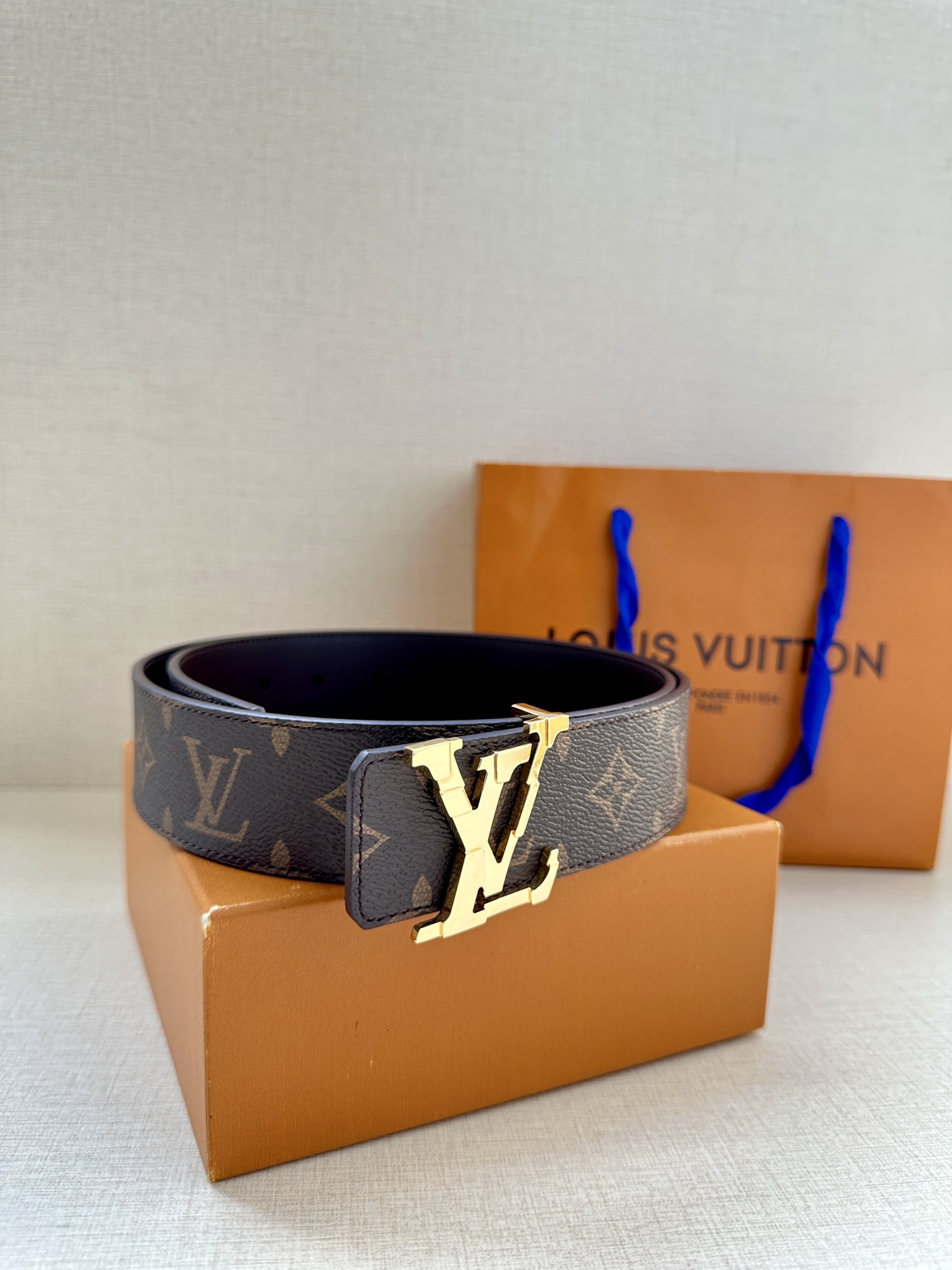 Louis Vuitton 4.0 Pixel Reversible Belt Monogram Canvas and Smooth Leather 9 i1749529710283 3478 0 7