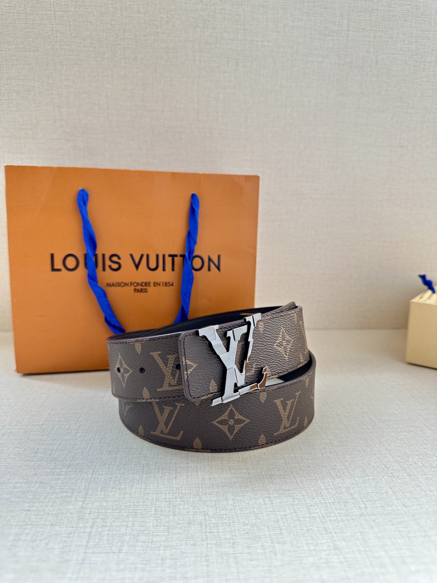 Louis Vuitton Pixel 4.0 CM Reversible Belt - Monogram Canvas & Smooth Leather 7 i1749529742925 6299 0 5