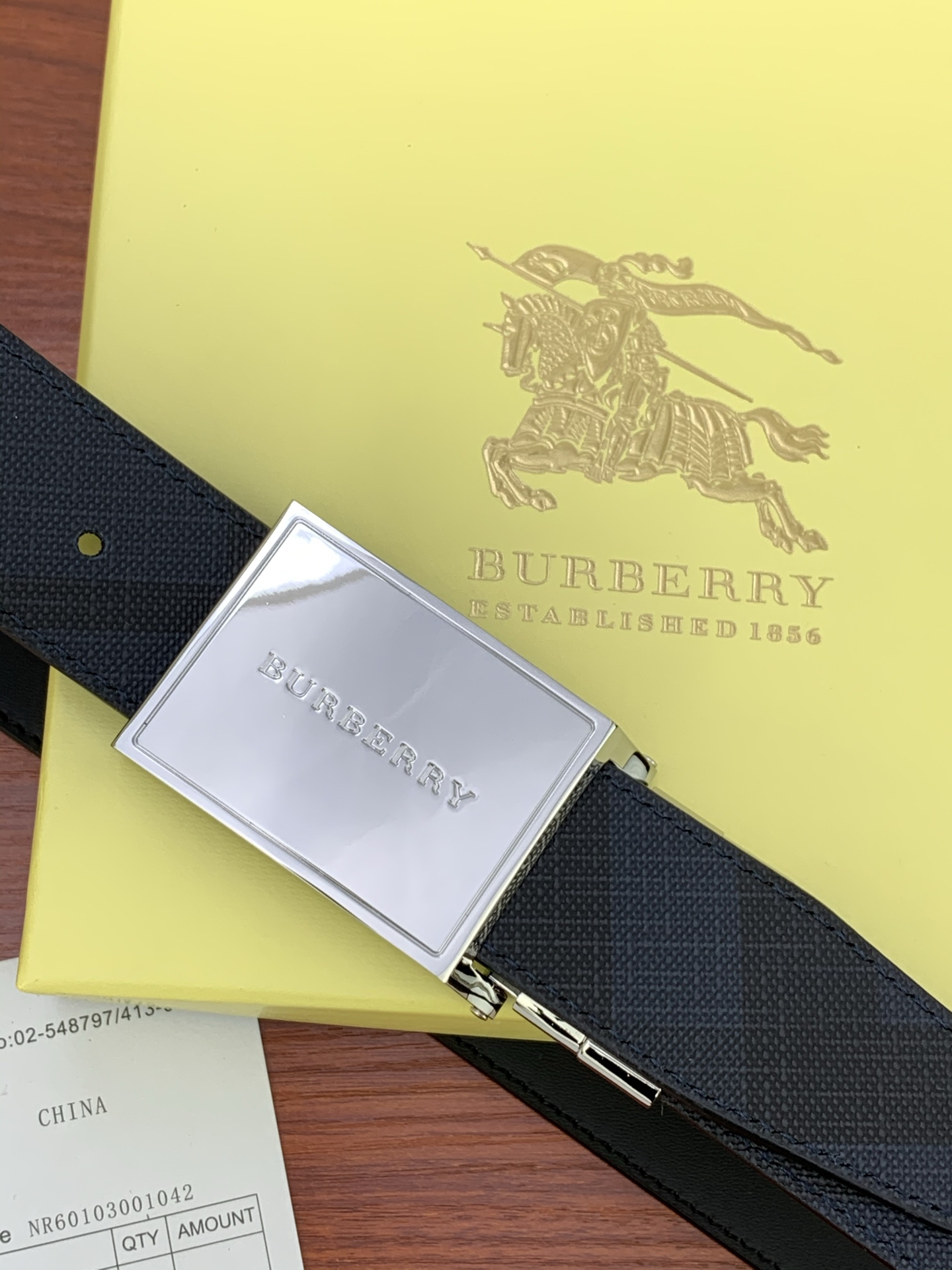 Original Quality Placards and Burberry Belts: 3.5cm Width Synchronization for Purchase - 图片 1