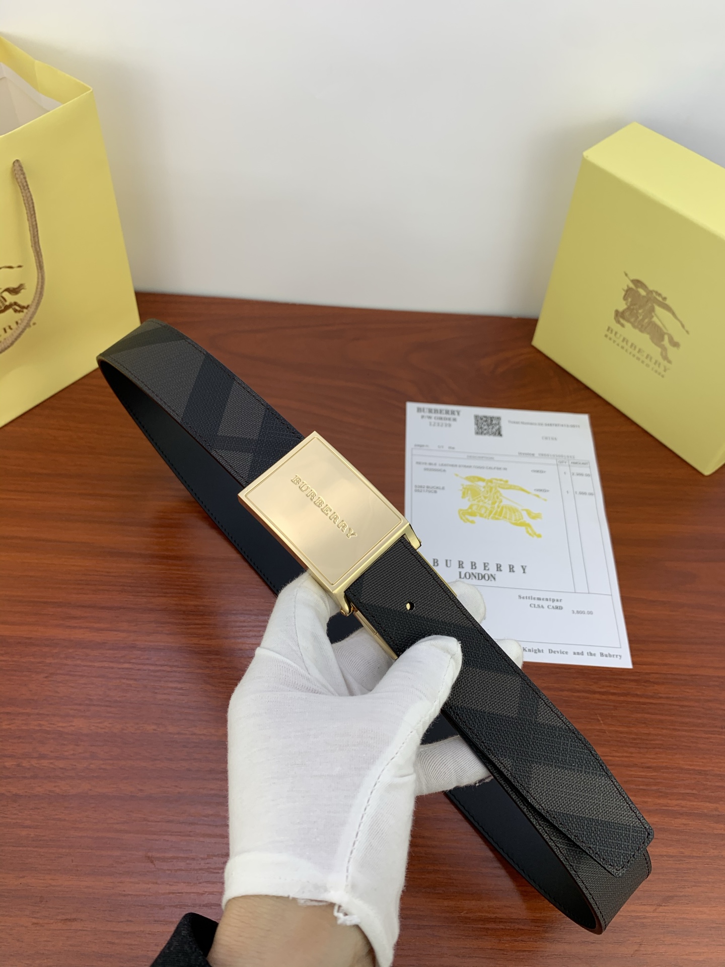 High-Quality Placards and Belts for Burberry Recreation: 3.5cm Width, Original Purchase - 图片 1