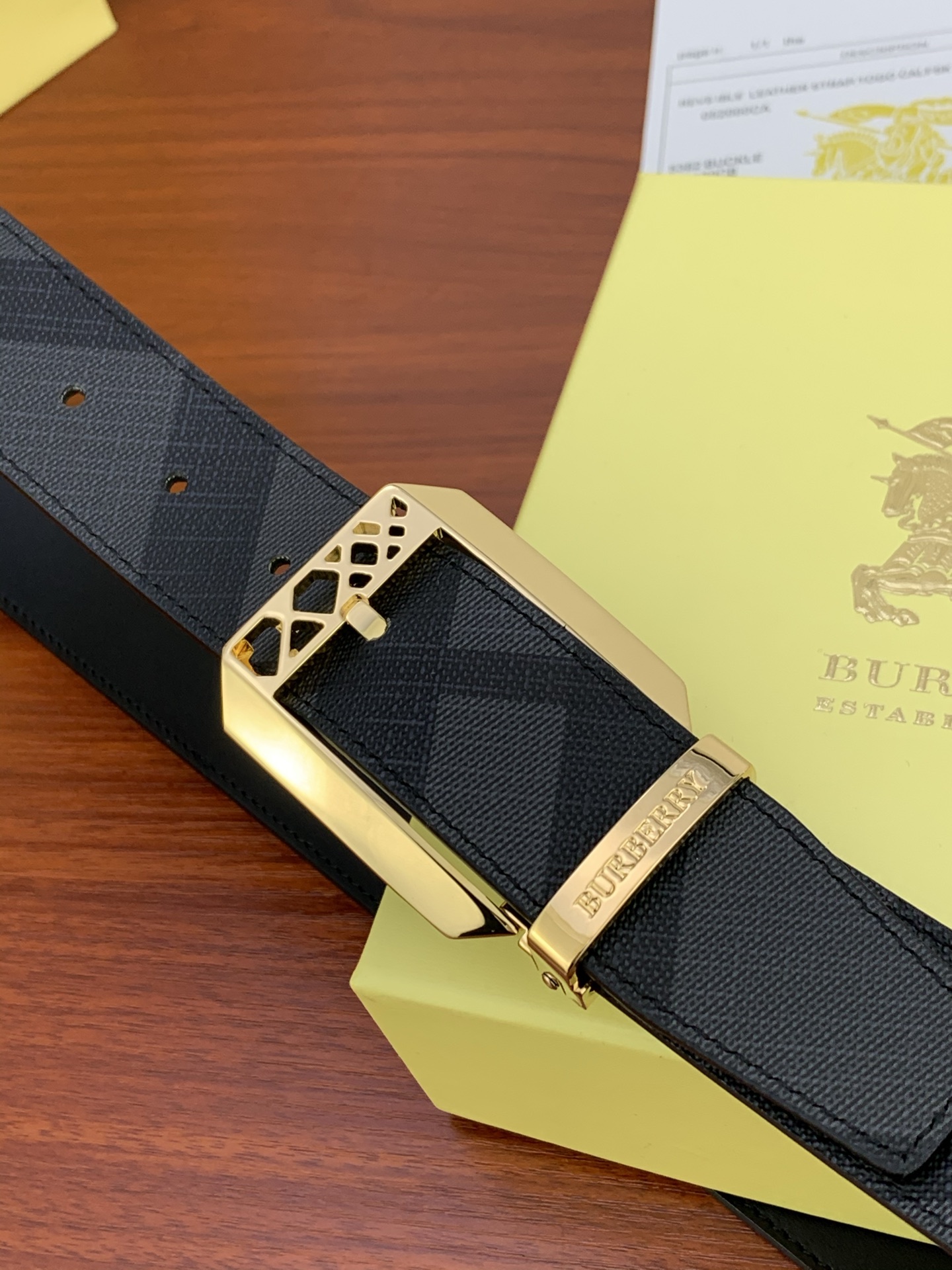 Original Quality Placards and New Graft Belts for Burberry Bobory Recreation - 图片 2