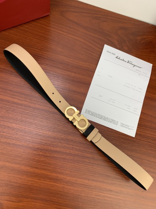 Salvatore Ferragamo Women's Gancini Leather Belt, Adjustable, 2.5cm
