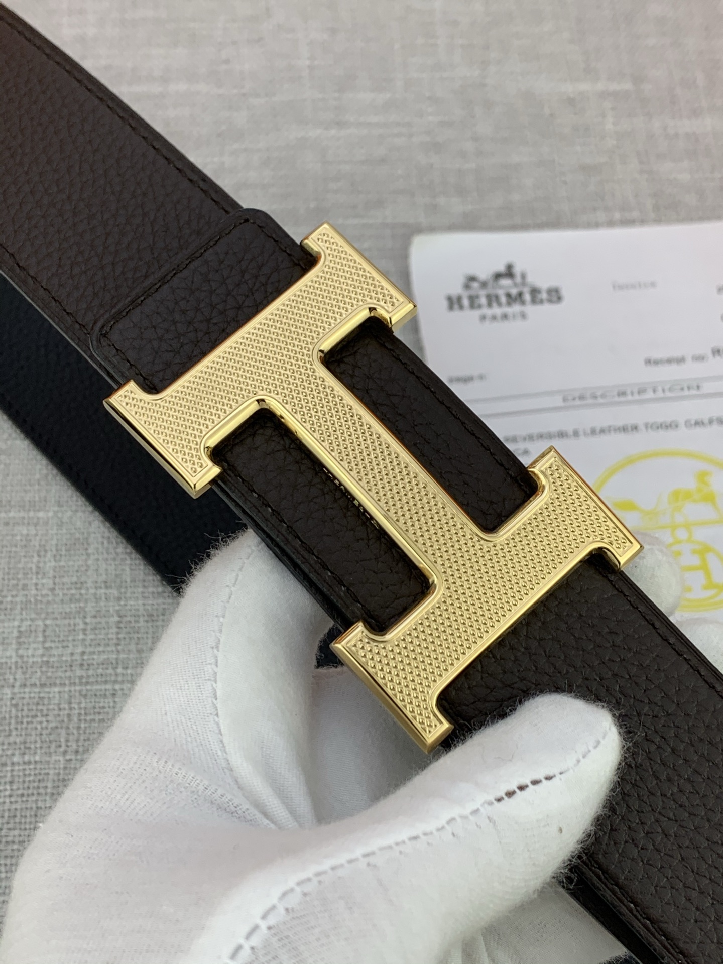  Hermes 爱马仕，专柜同款，3.8cm宽，带身采用进口头层Togo牛皮，boxer牛皮衬里，配以精
