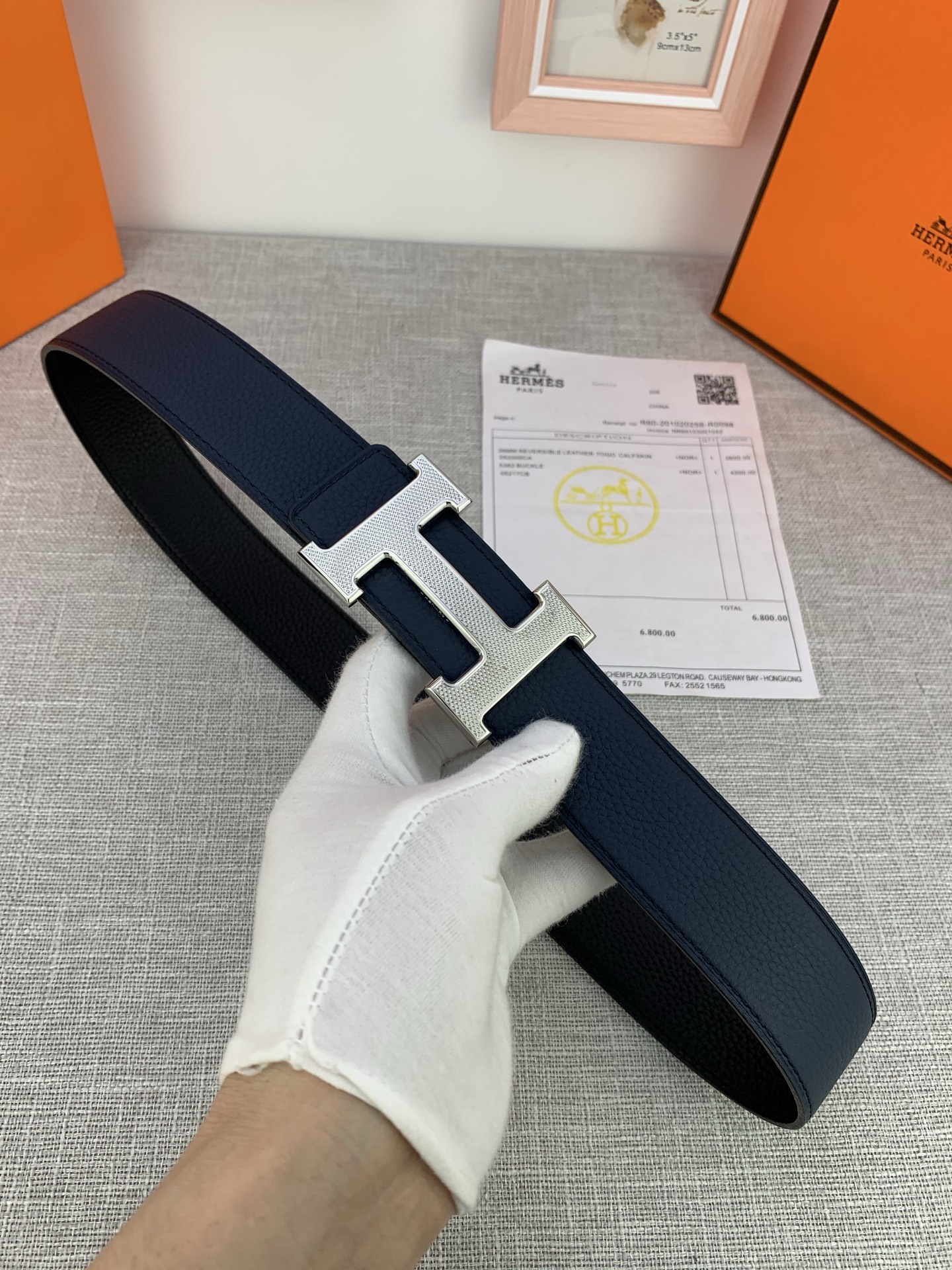  Hermes 爱马仕，专柜同款，3.8cm宽，带身采用进口头层Togo牛皮，boxer牛皮衬里，配以精
