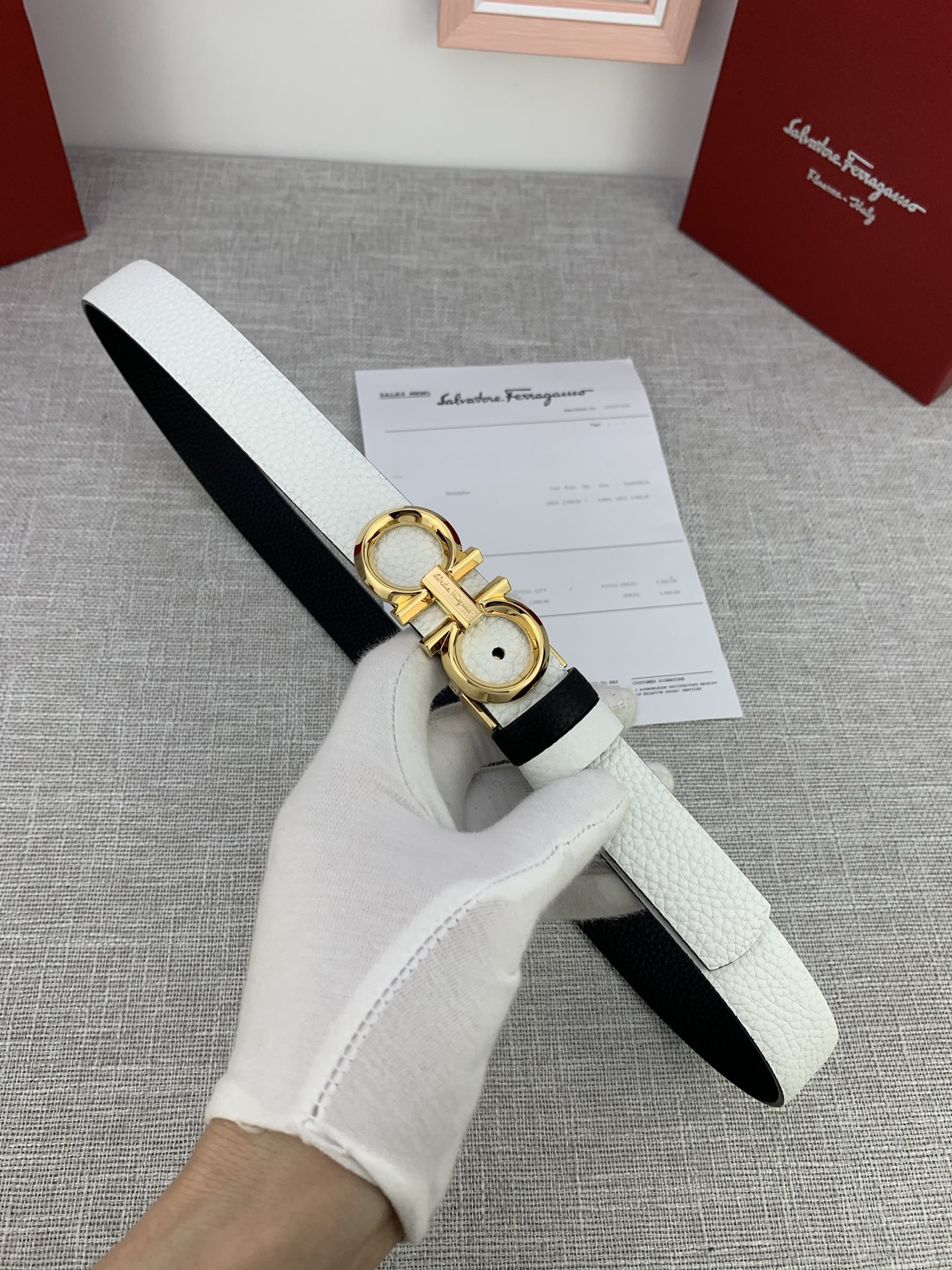 Review: Salvatore Ferragamo Cattle Leather Belt with Gancini Logo, Adjustable Fit