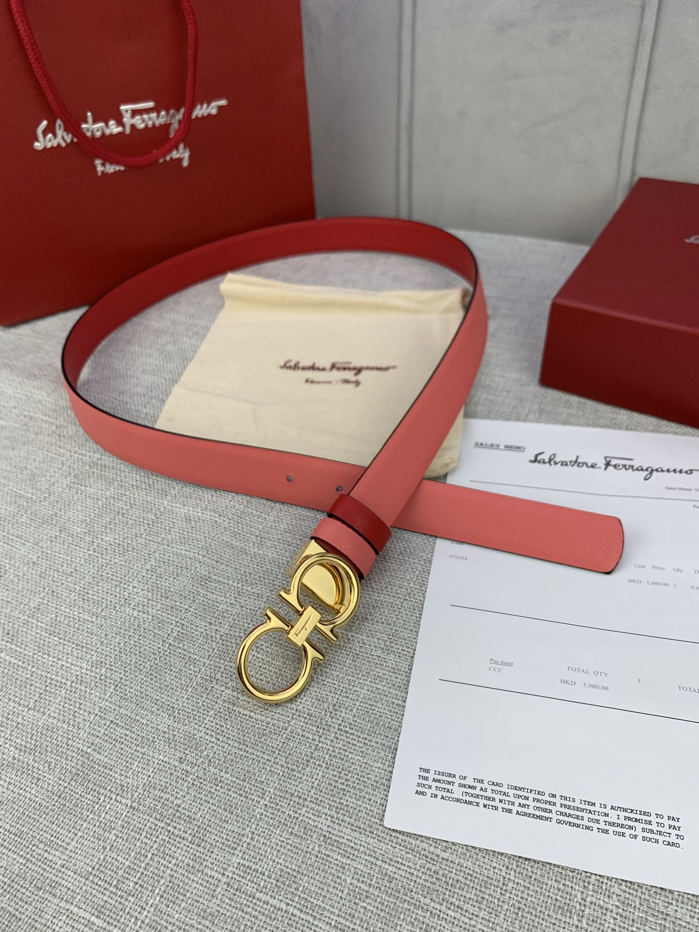 Real Grade Female Ferragamo Belt Review: Perfect Fit and Adjustable Sizing - 图片 4