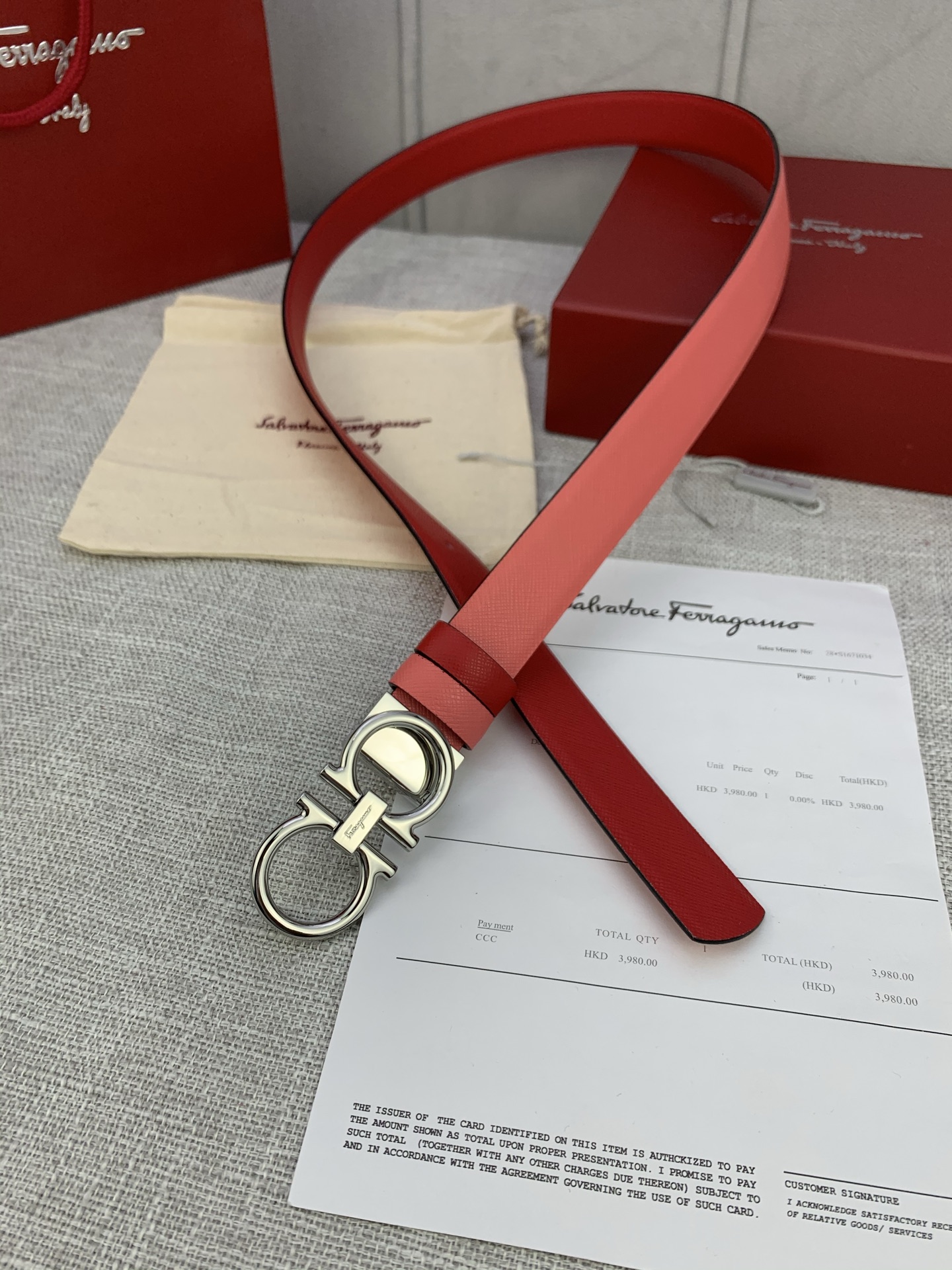 Real Grade Female Ferragamo Belt Review: Perfect Fit and Adjustable Sizing - 图片 5