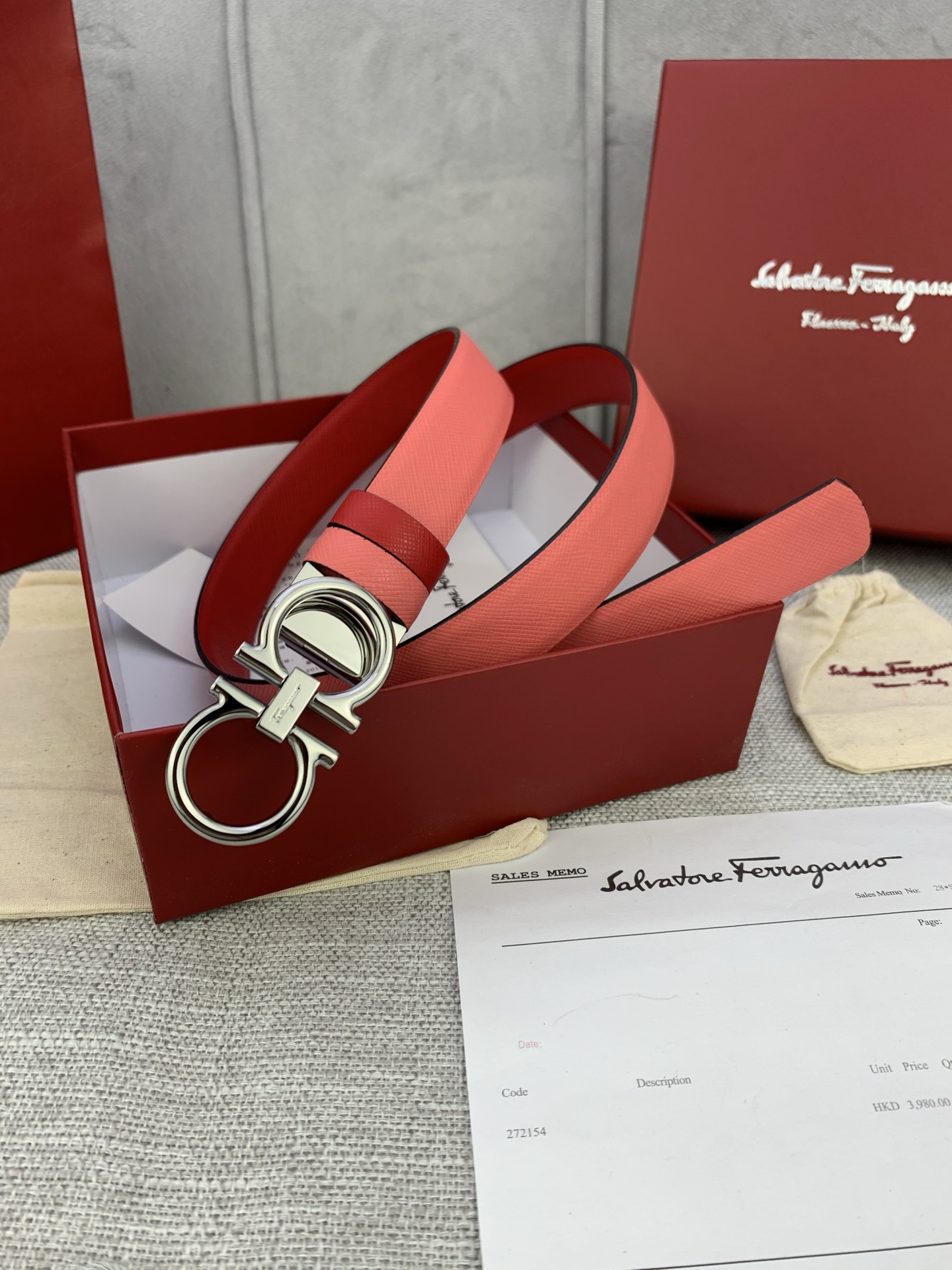 Real Grade Female Ferragamo Belt Review: Perfect Fit and Adjustable Sizing - 图片 6
