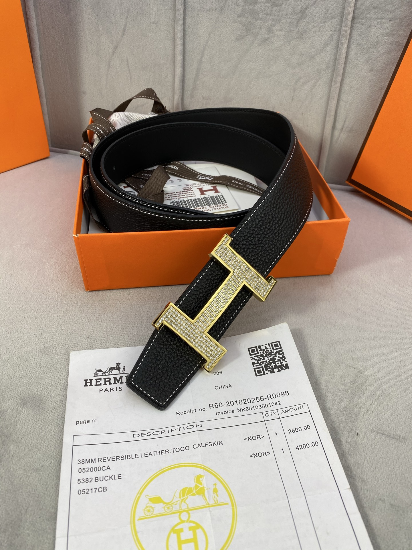 专柜同步 宽:3.8 爱马仕 Hermes 男士腰带 带身采用进口小牛皮