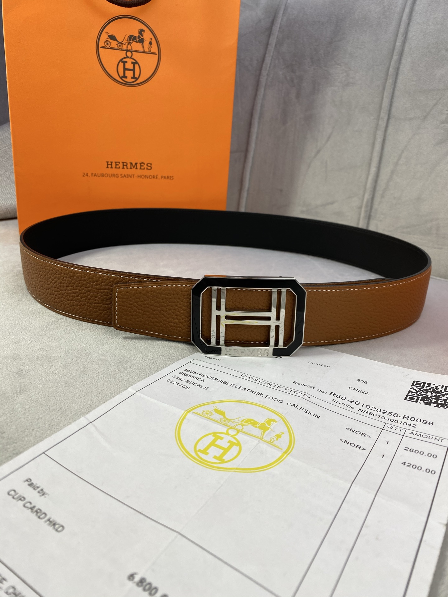  Hermes爱马仕  男士单面皮腰带3.8mm采用专柜最荔枝皮质，搭配双H珐琅磨胶 银色扣