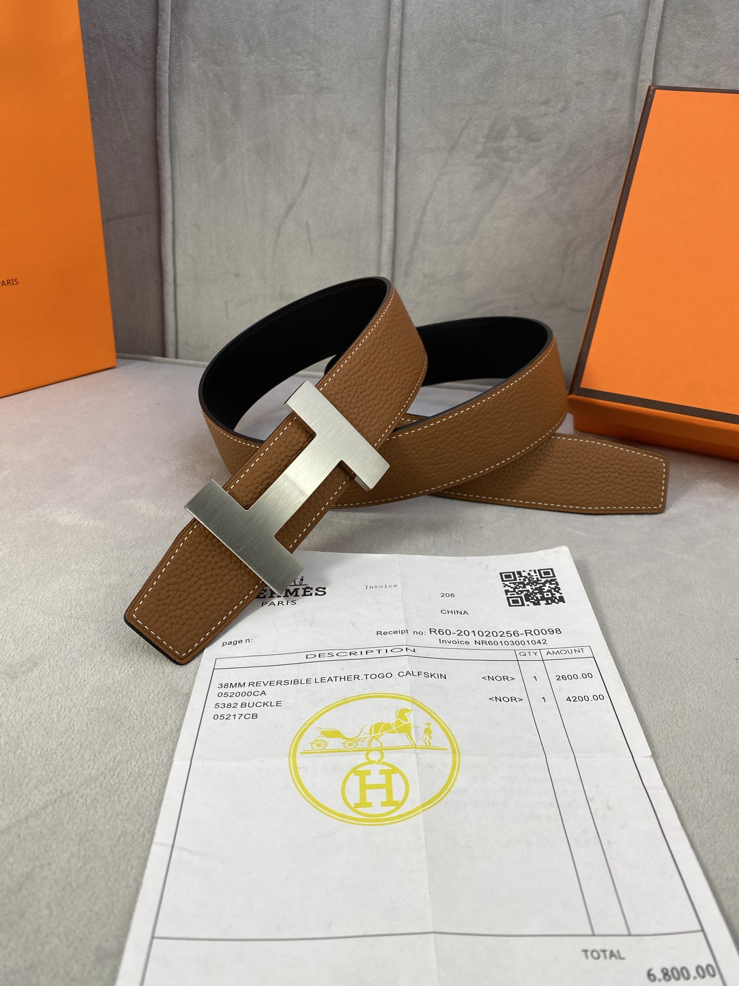  专柜同步 Hermes 爱马仕，专柜同款，3.8cm宽，带身采用进口头层Togo牛皮，boxer牛皮衬