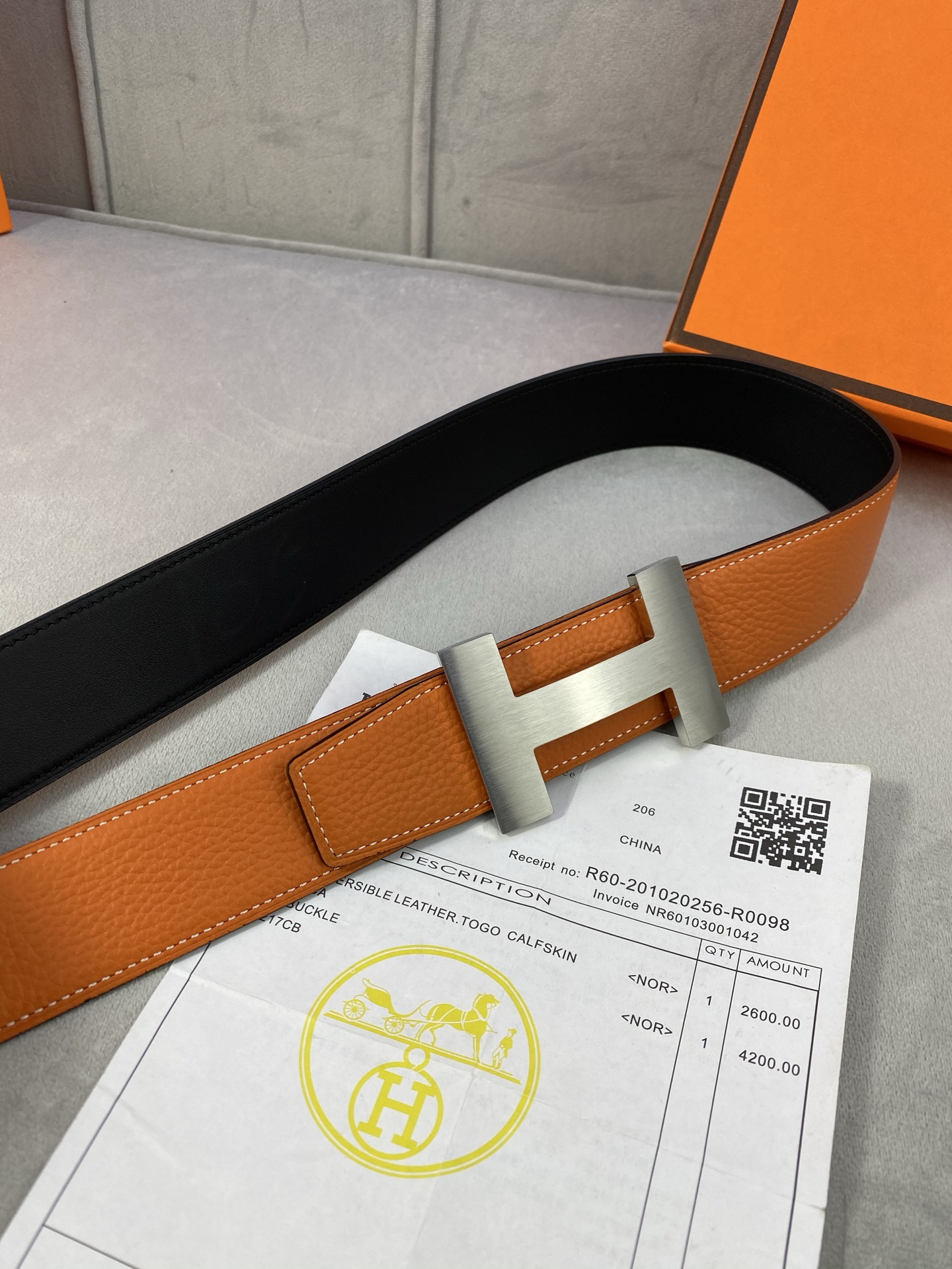  专柜同步 Hermes 爱马仕，专柜同款，3.8cm宽，带身采用进口头层Togo牛皮，boxer牛皮衬