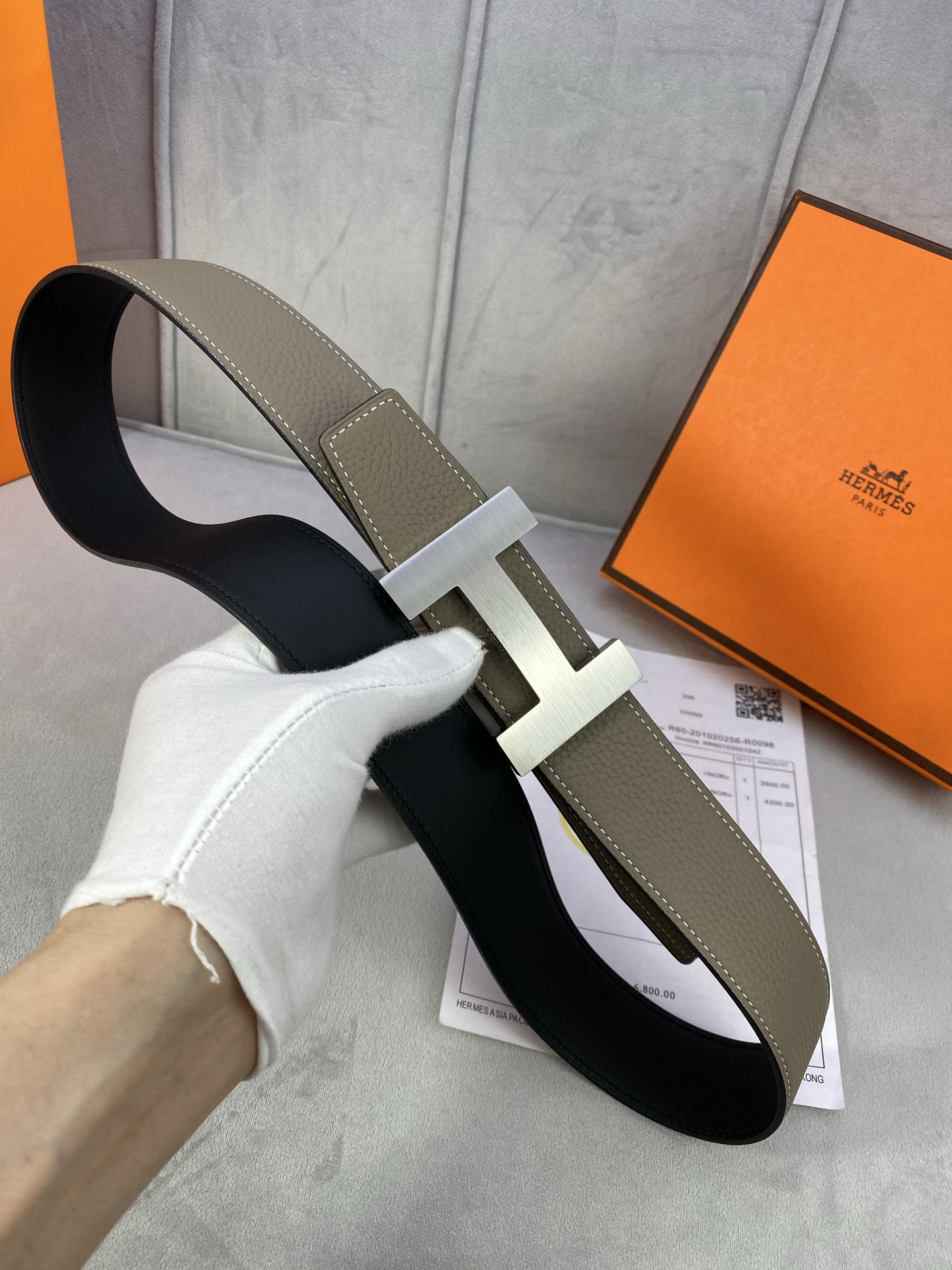  专柜同步 Hermes 爱马仕，专柜同款，3.8cm宽，带身采用进口头层Togo牛皮，boxer牛皮衬