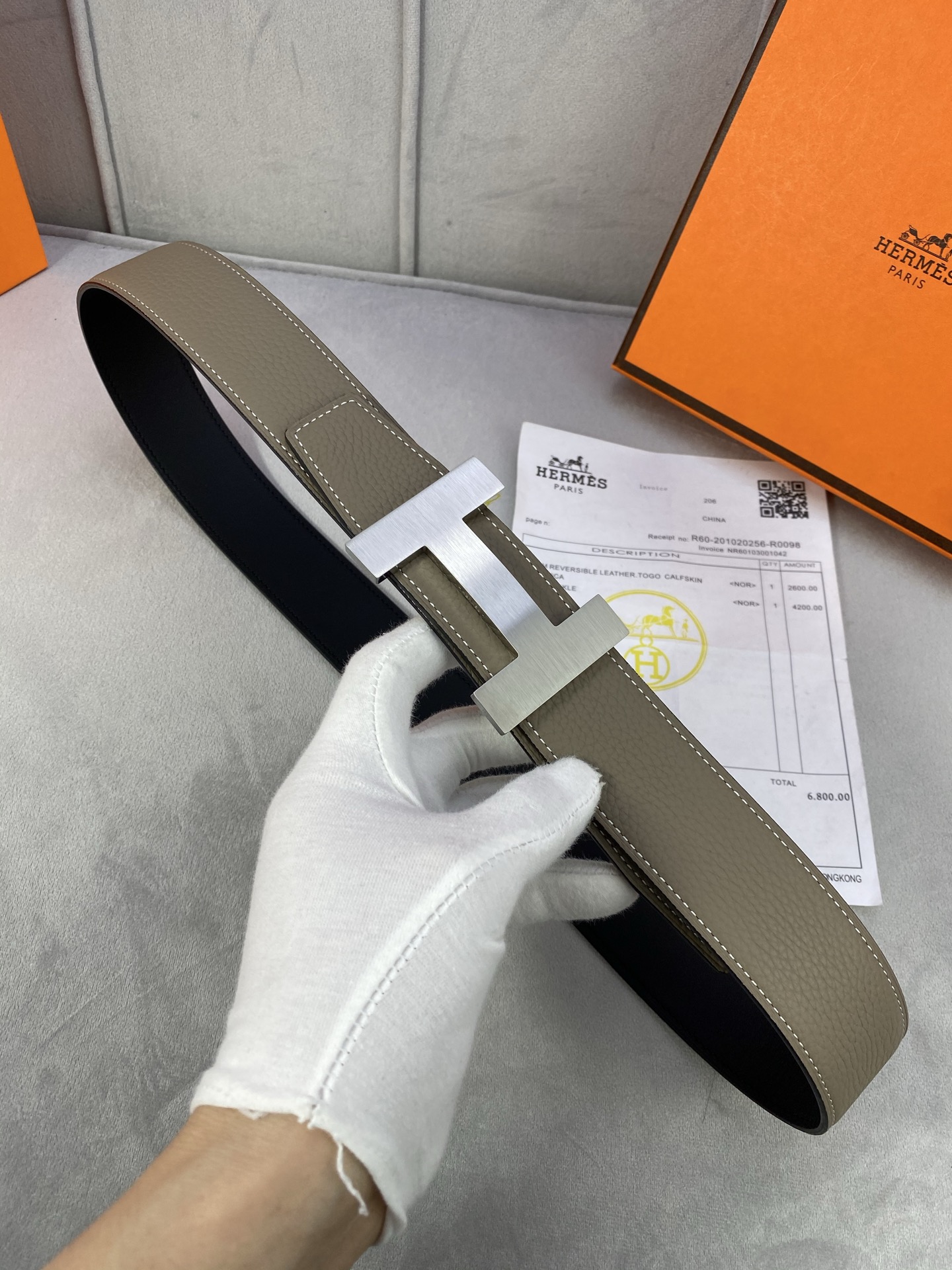  专柜同步 Hermes 爱马仕，专柜同款，3.8cm宽，带身采用进口头层Togo牛皮，boxer牛皮衬