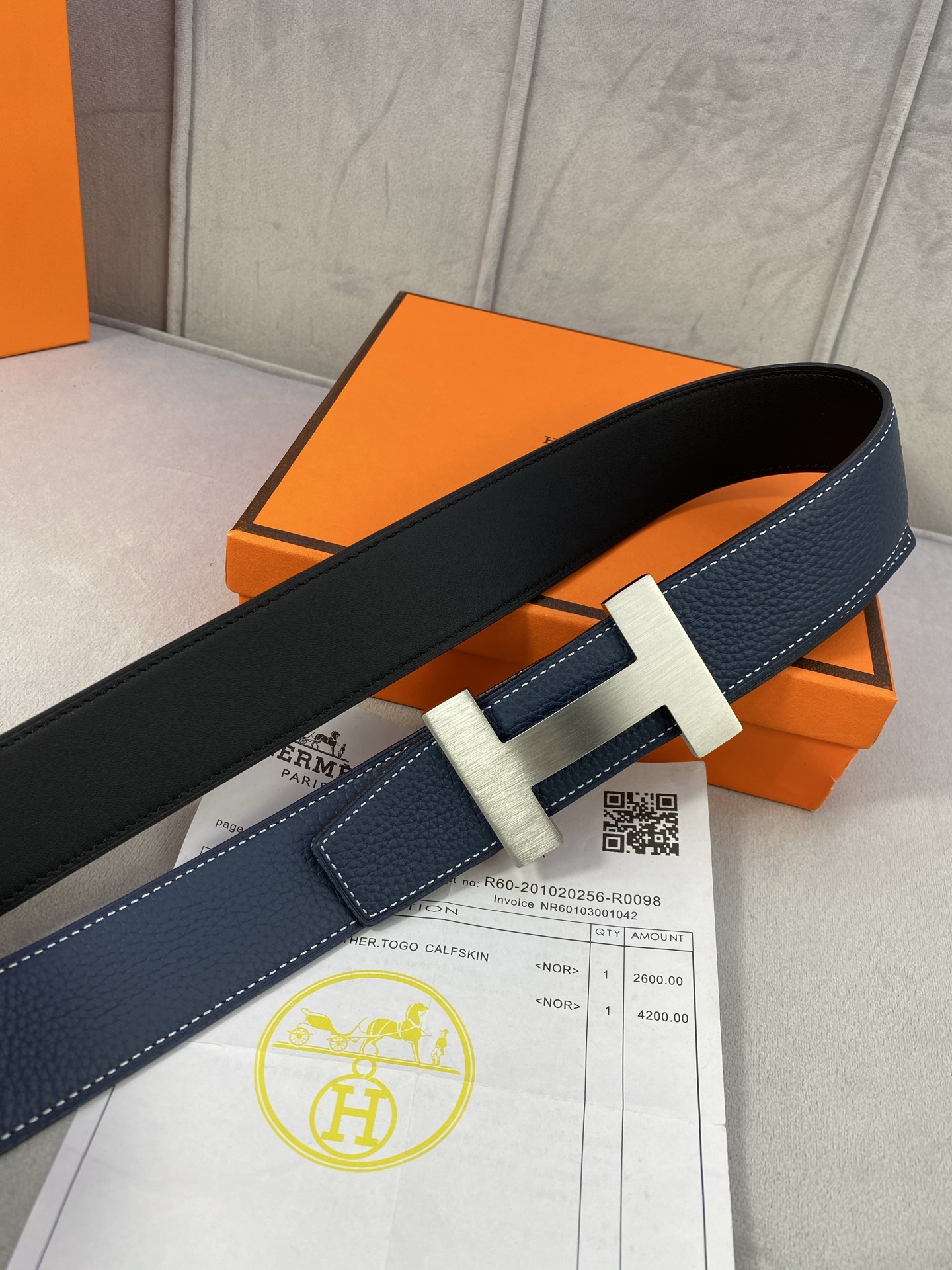  专柜同步 Hermes 爱马仕，专柜同款，3.8cm宽，带身采用进口头层Togo牛皮，boxer牛皮衬