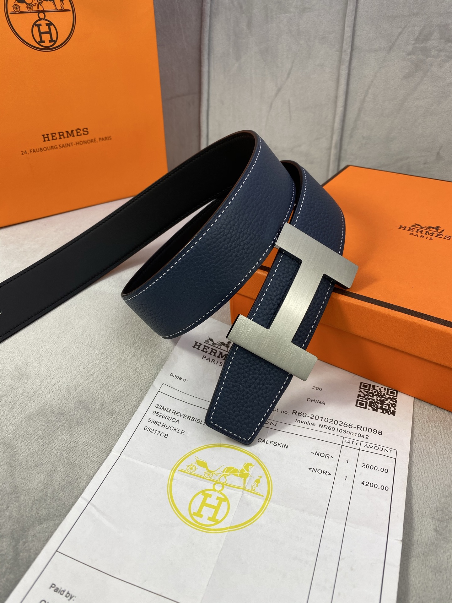  专柜同步 Hermes 爱马仕，专柜同款，3.8cm宽，带身采用进口头层Togo牛皮，boxer牛皮衬