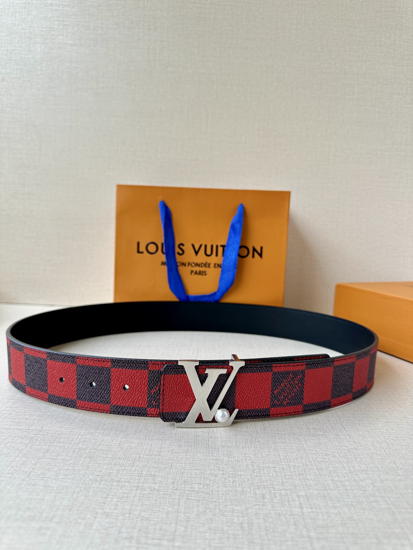 LV Style Leather Men's Belts Lookbook Reference image 1