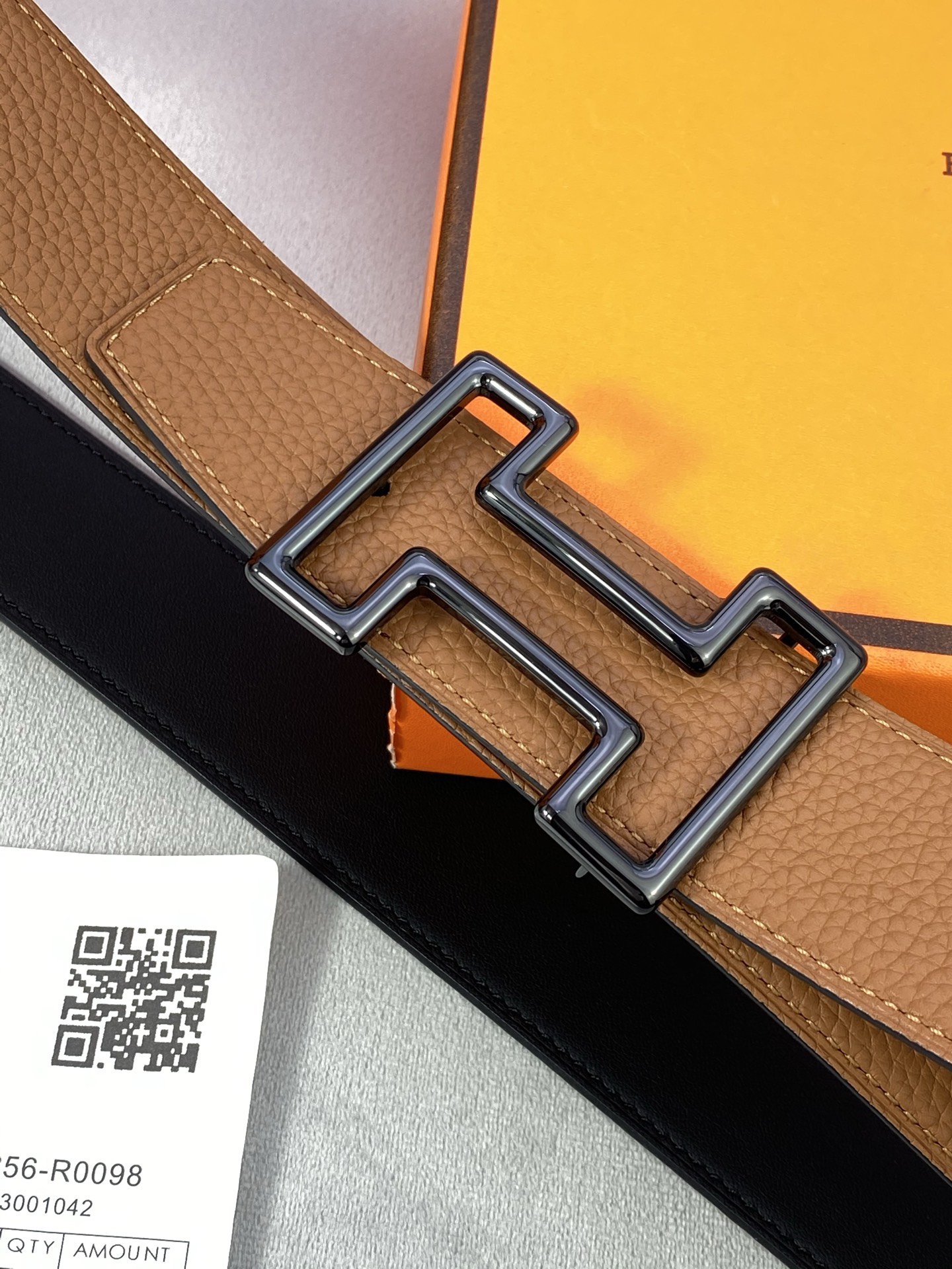  3.8宽 Hermès (爱马仕) 专柜同款  精品不锈钢圆形钢扣 双面用腰带  双面头层原版皮 原版