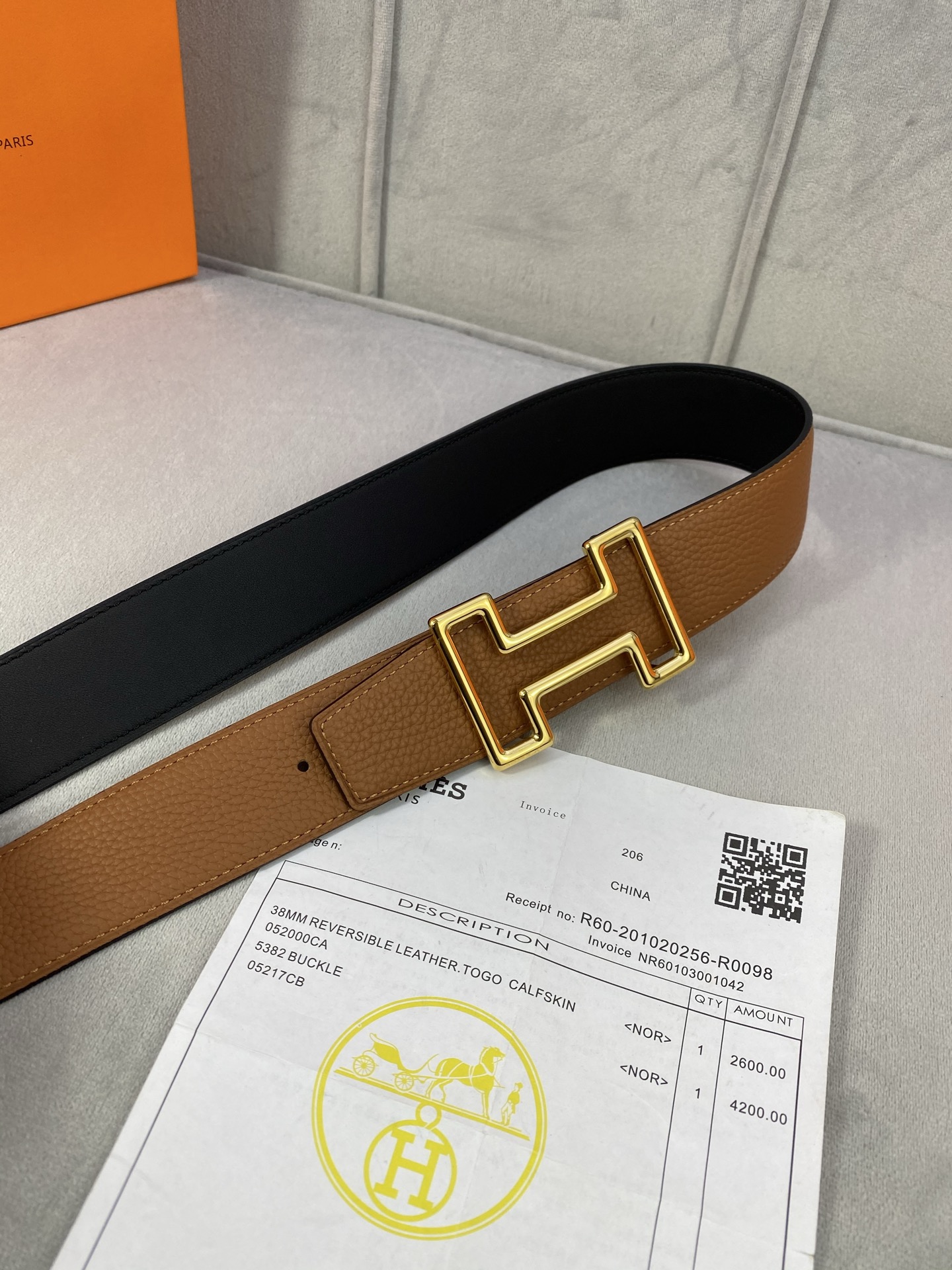  3.8宽 Hermès (爱马仕) 专柜同款  精品不锈钢圆形钢扣 双面用腰带  双面头层原版皮 原版