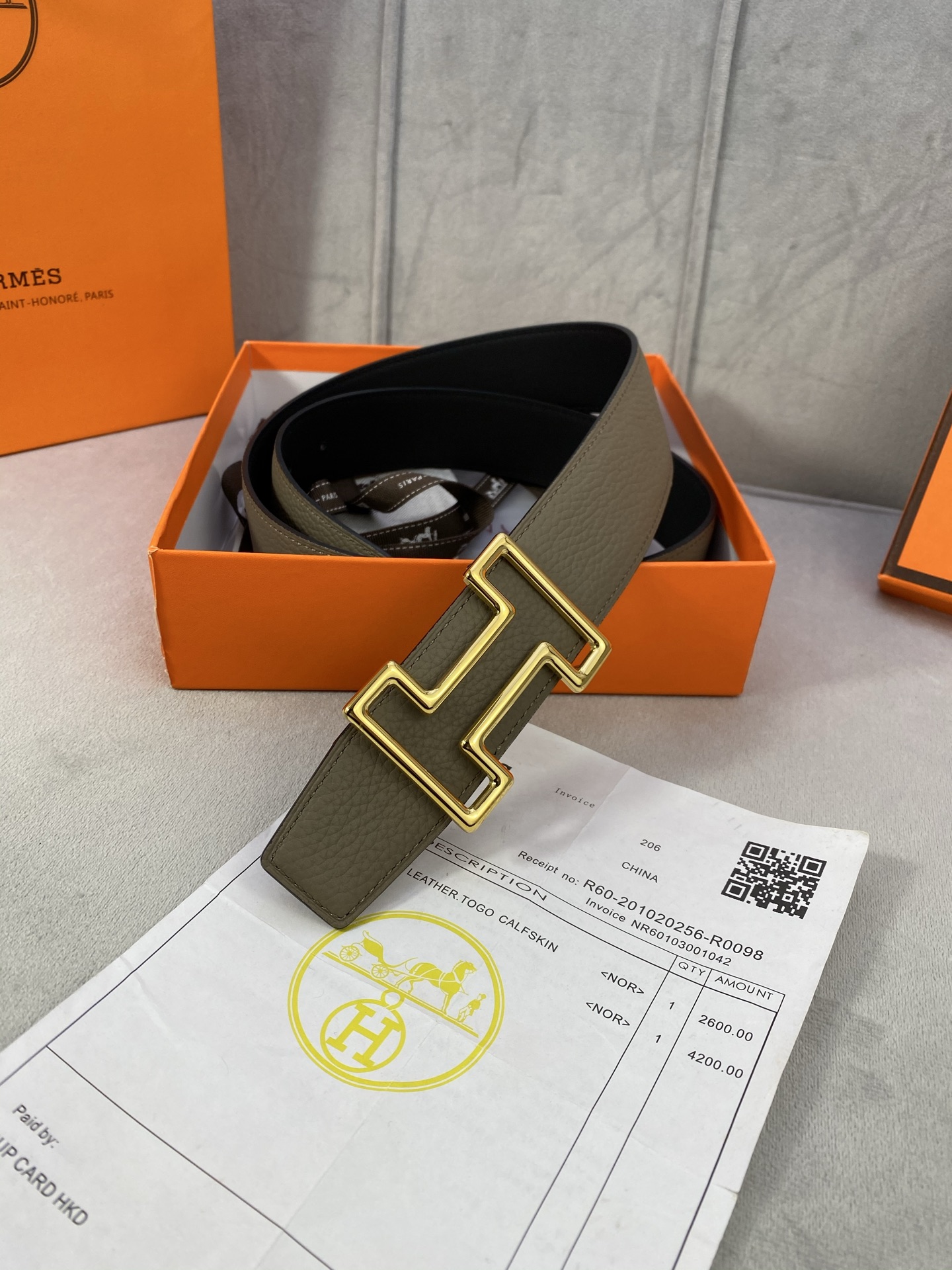  3.8宽 Hermès (爱马仕) 专柜同款  精品不锈钢圆形钢扣 双面用腰带  双面头层原版皮 原版