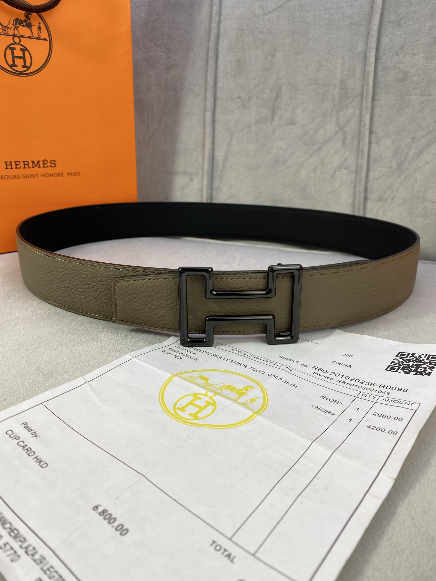  3.8宽 Hermès (爱马仕) 专柜同款  精品不锈钢圆形钢扣 双面用腰带  双面头层原版皮 原版