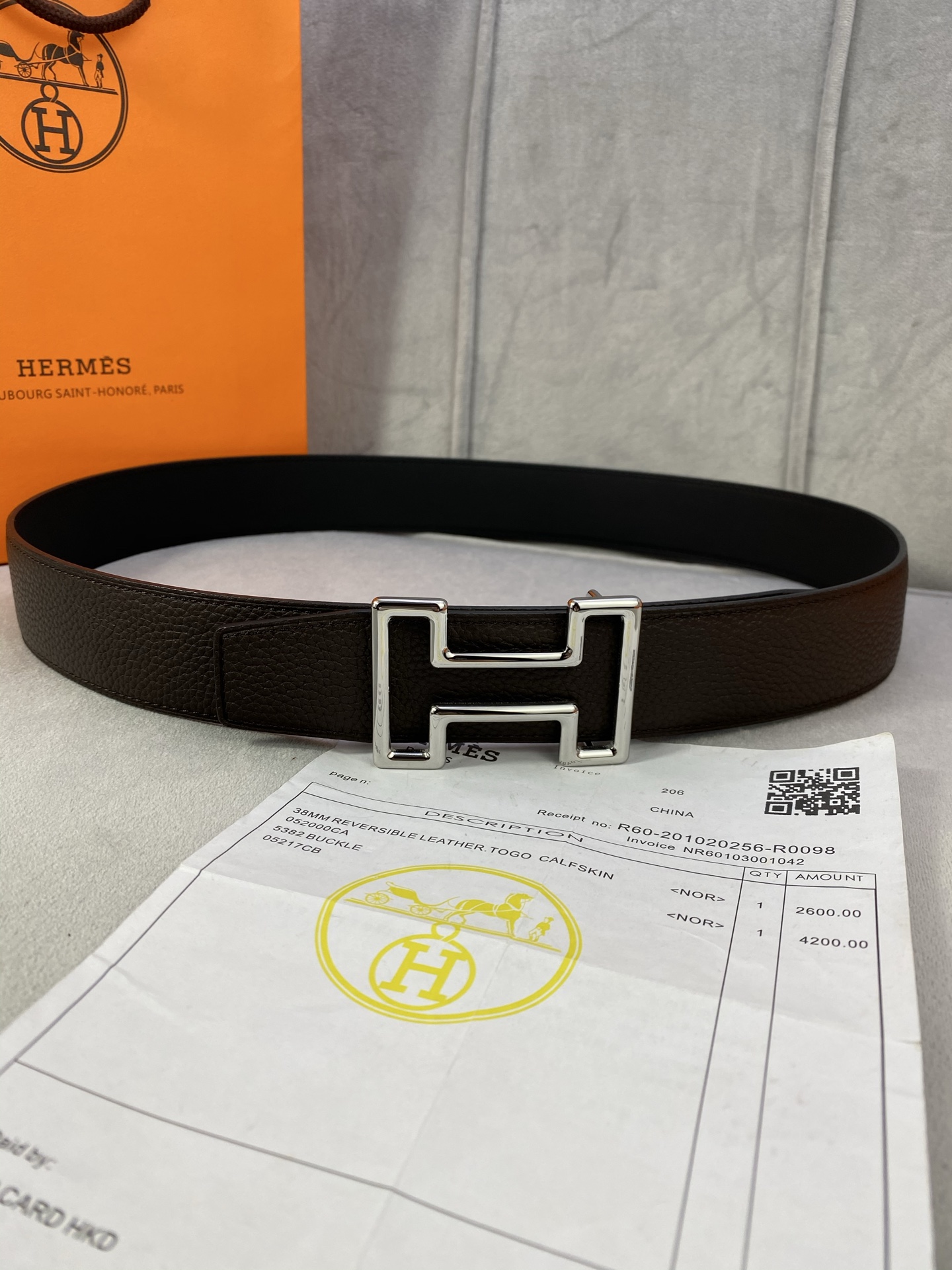  3.8宽 Hermès (爱马仕) 专柜同款  精品不锈钢圆形钢扣 双面用腰带  双面头层原版皮 原版