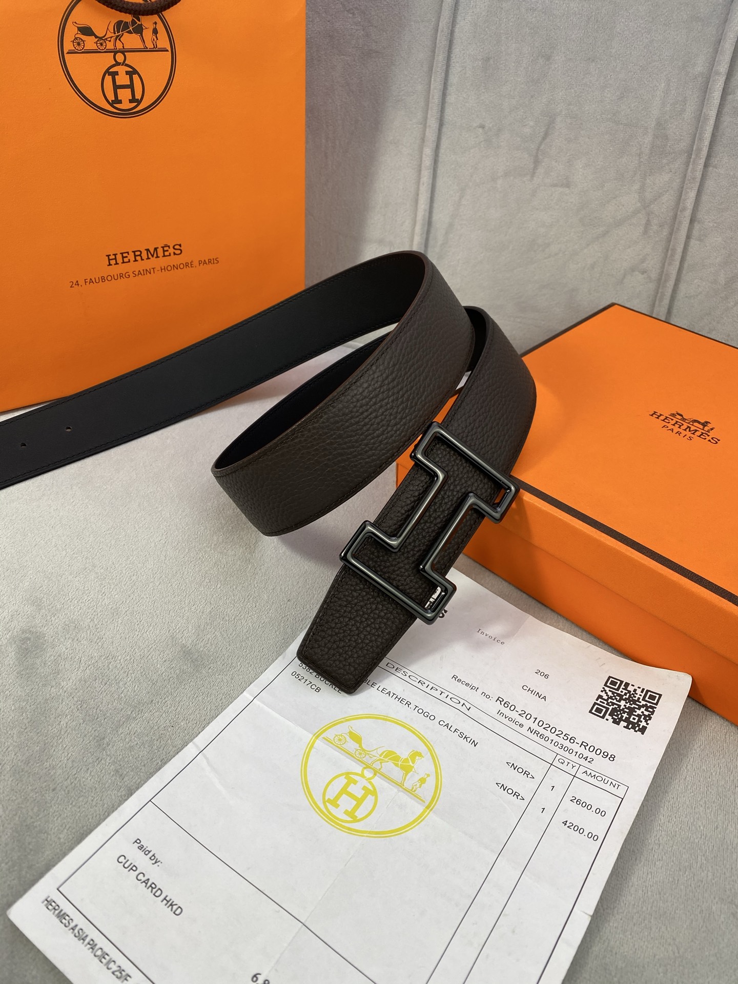  3.8宽 Hermès (爱马仕) 专柜同款  精品不锈钢圆形钢扣 双面用腰带  双面头层原版皮 原版
